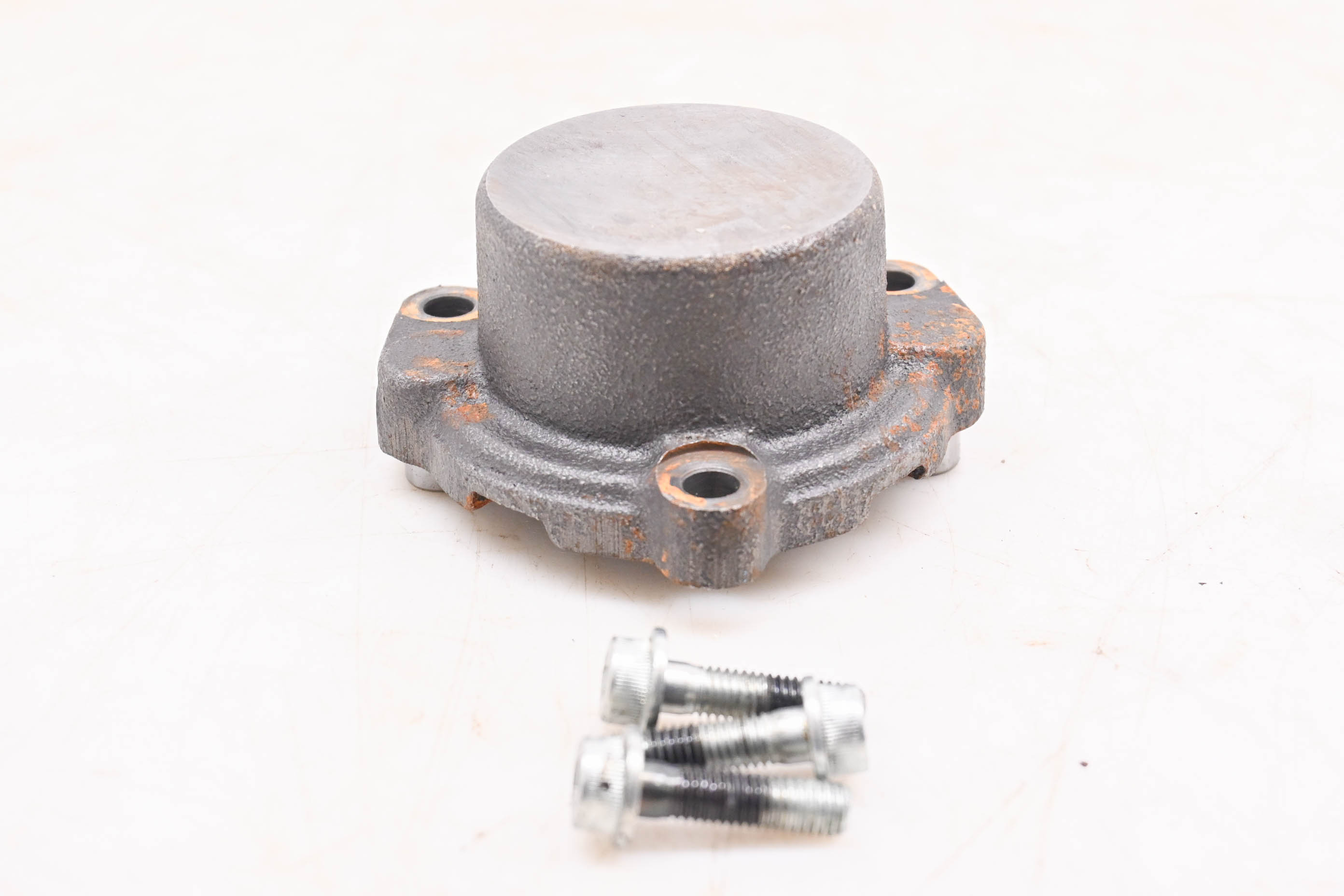 02 Arctic Cat 500 4x4 FIS Auto Axle Bearing Carrier