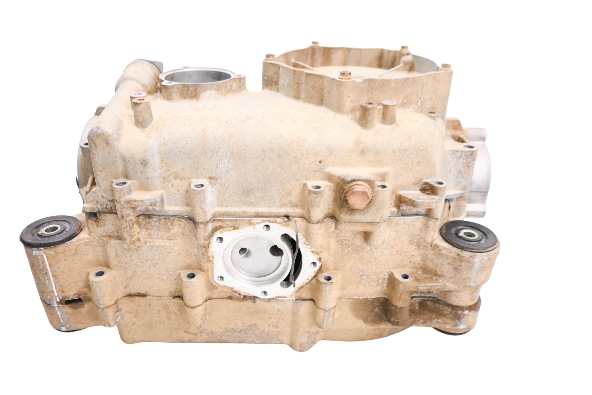 11 Can-Am Outlander 400 XT 4x4 Crankcase Center Crank Case