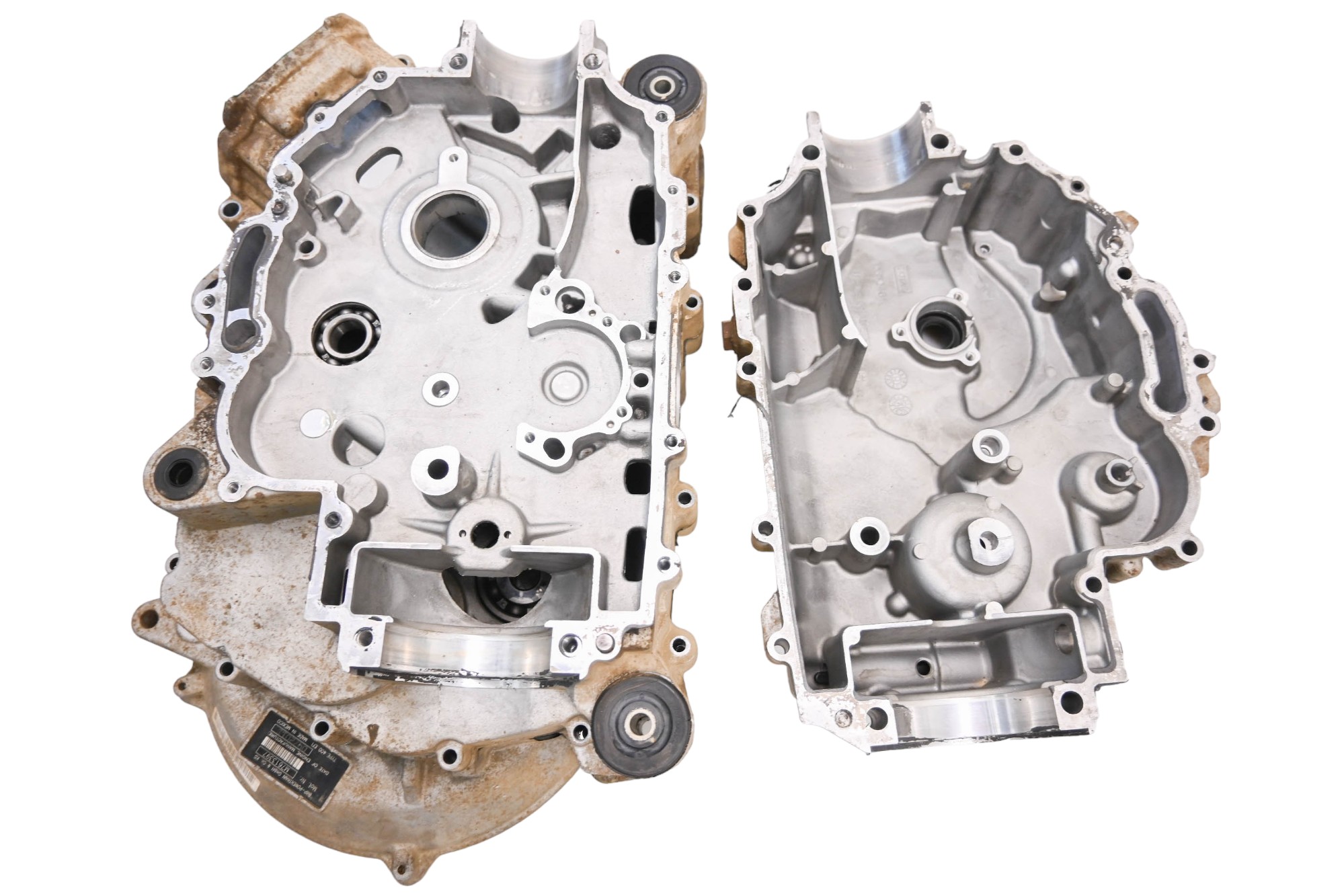 11 Can-Am Outlander 400 XT 4x4 Crankcase Center Crank Case