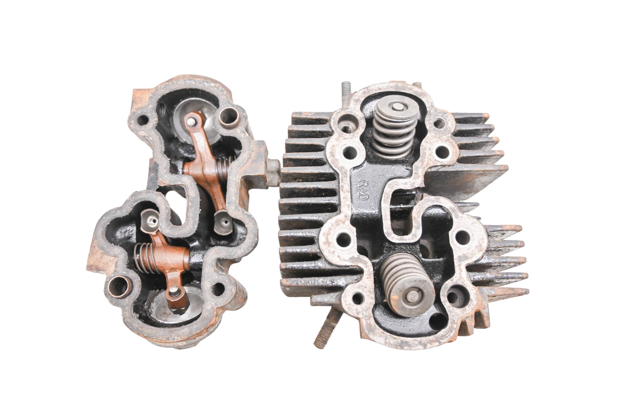 64 Honda CZ100 Cylinder Head