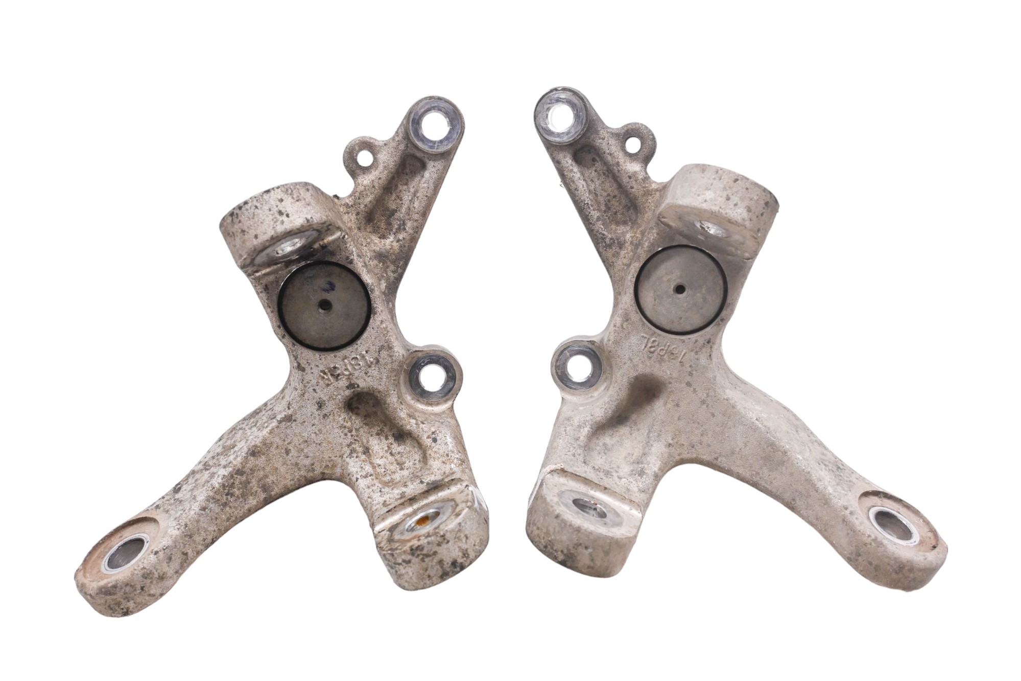 13 Yamaha YFZ450R Front Spindles Knuckles Left & Right