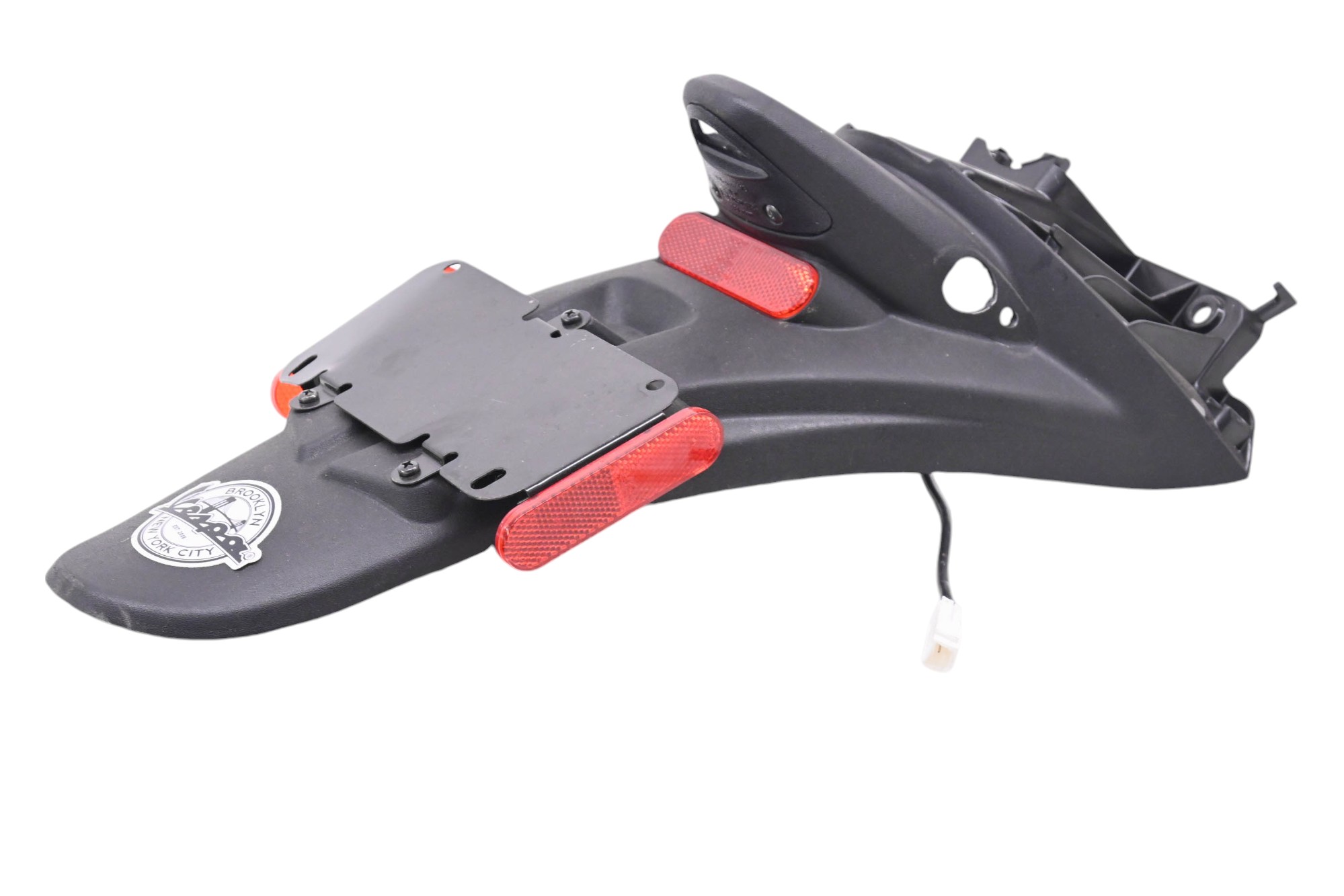 24 Piaggio Liberty 150 Rear Lower Fender License Plate Mount