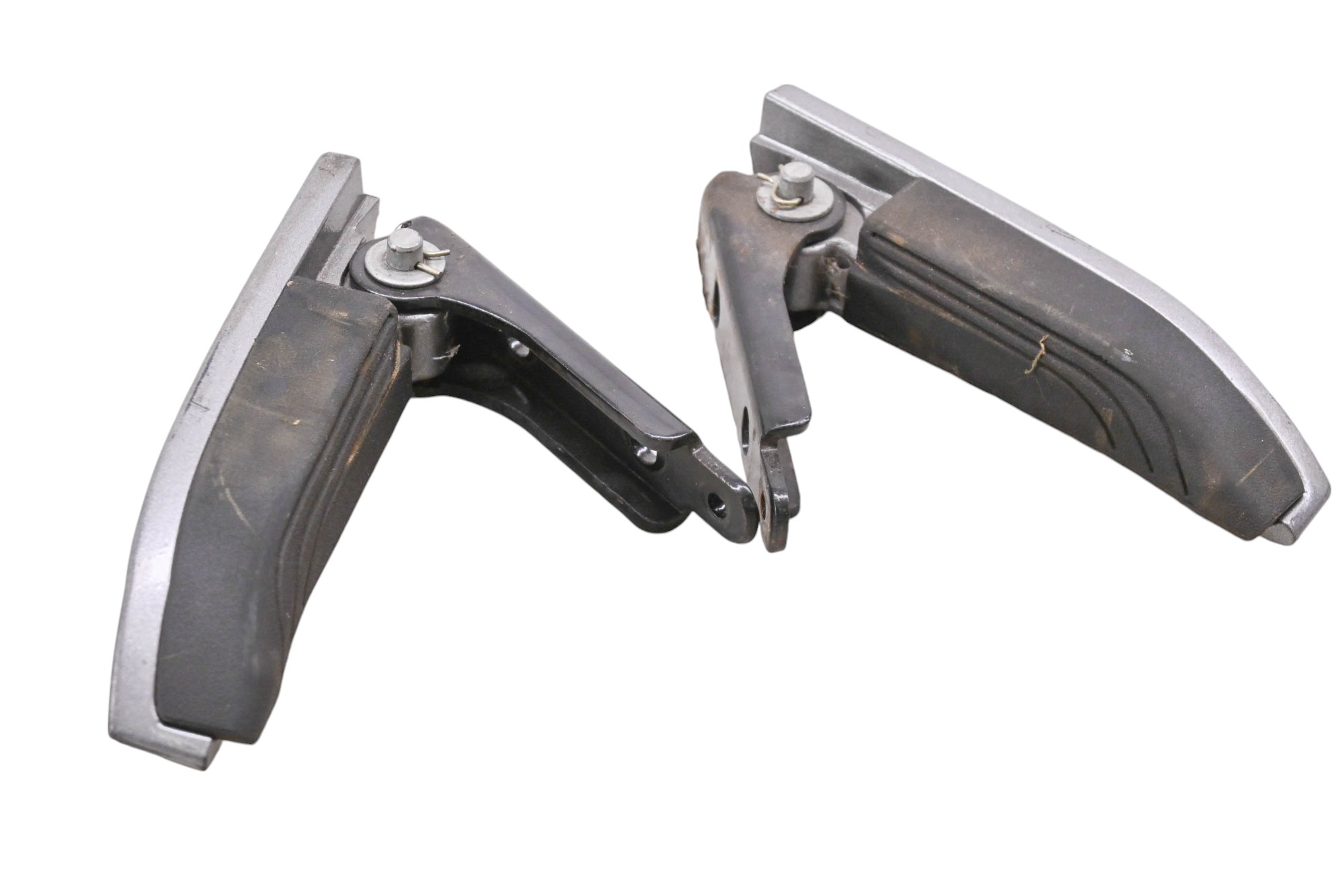 16 Piaggio MP3 500 Sport ABS Foot Pegs