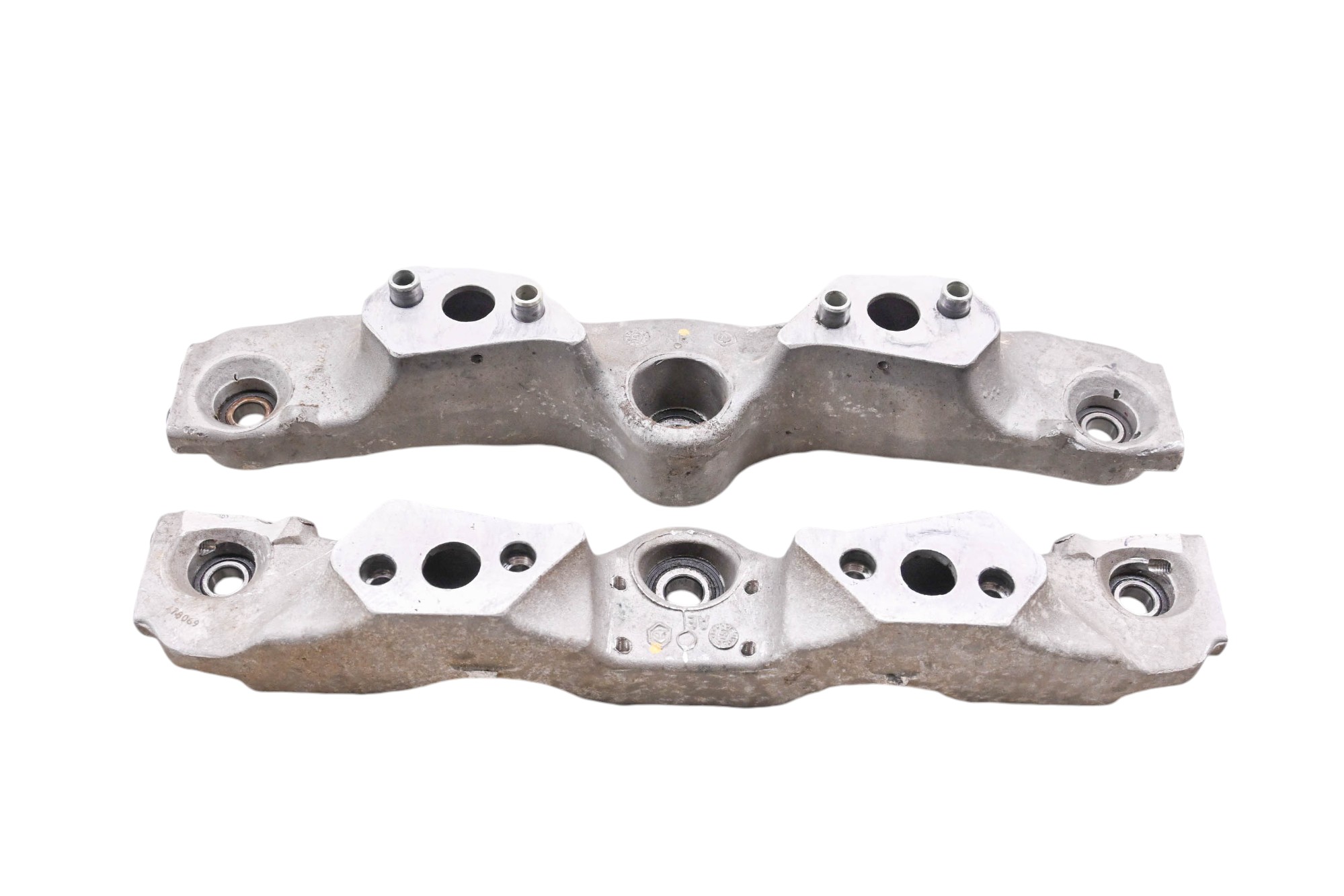 16 Piaggio MP3 500 Sport ABS Front Lower Suspension Arm