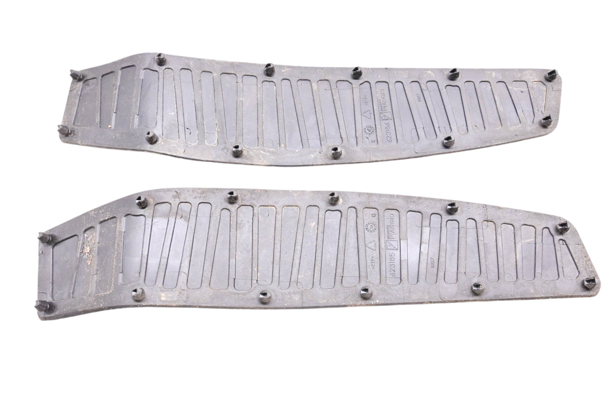 16 Piaggio MP3 500 Sport ABS Left & Right Foot Pads