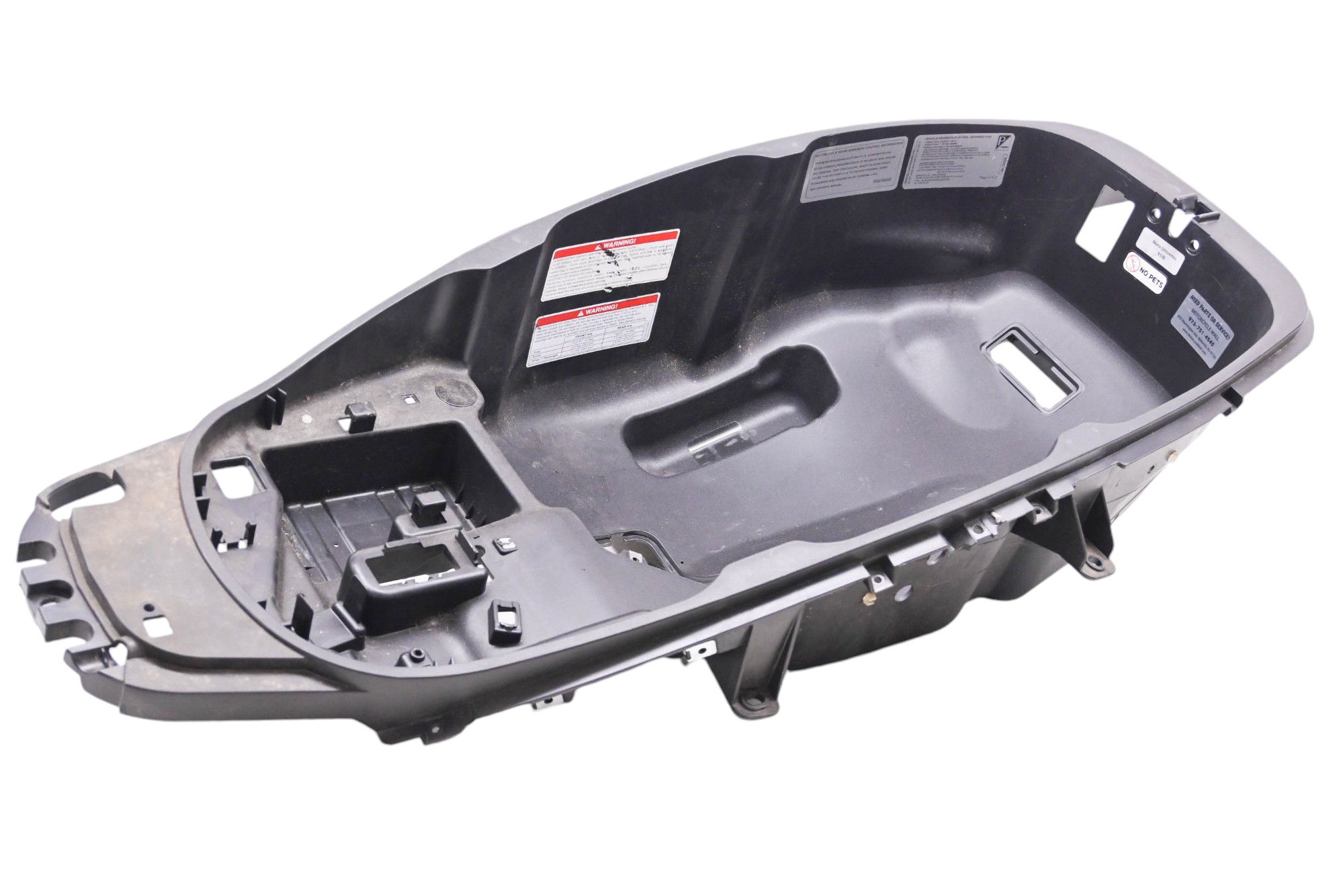16 Piaggio MP3 500 Sport ABS Tool Storage Box Hemet Compartment
