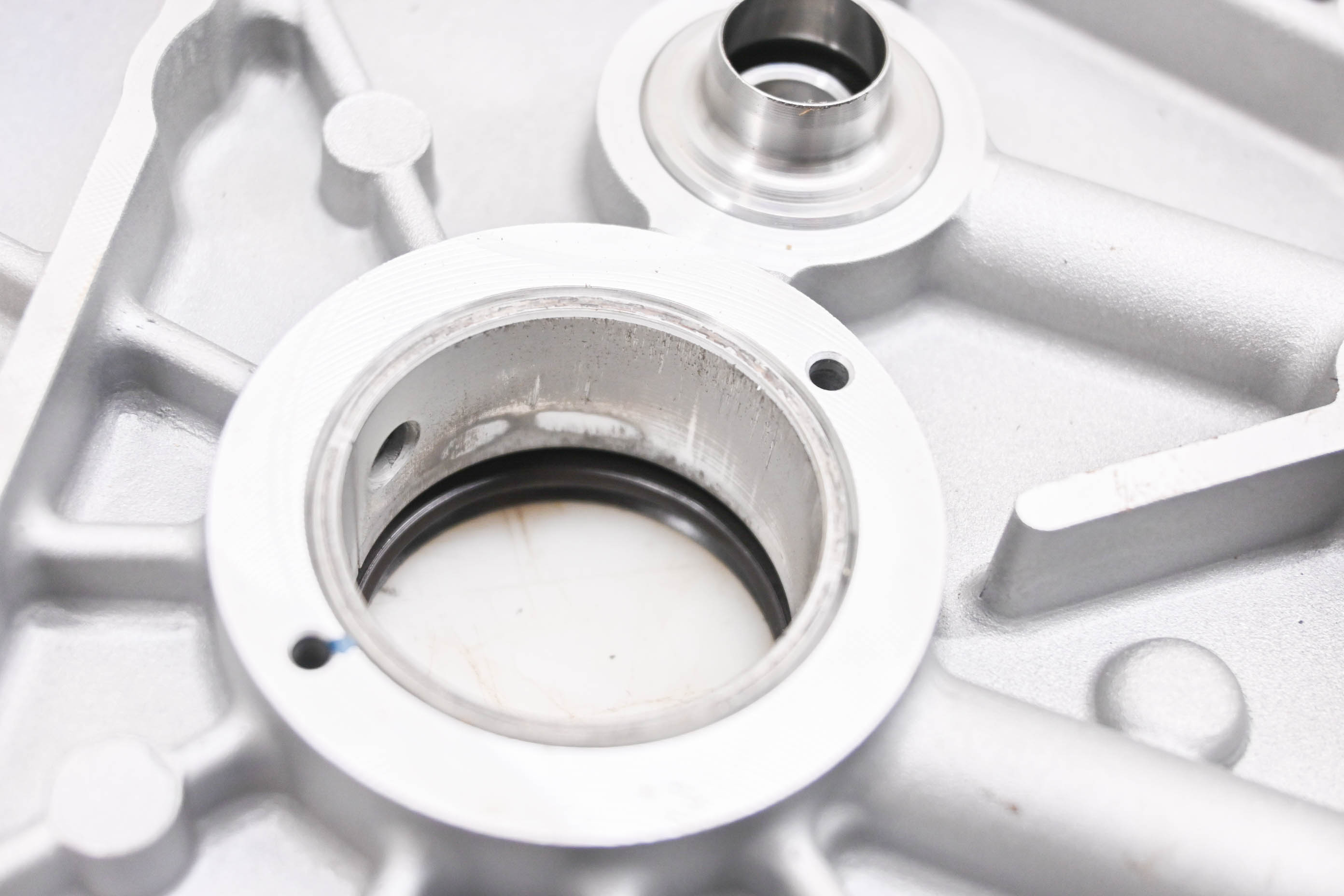 19 Can-Am Commander 1000R XT Engine Cover