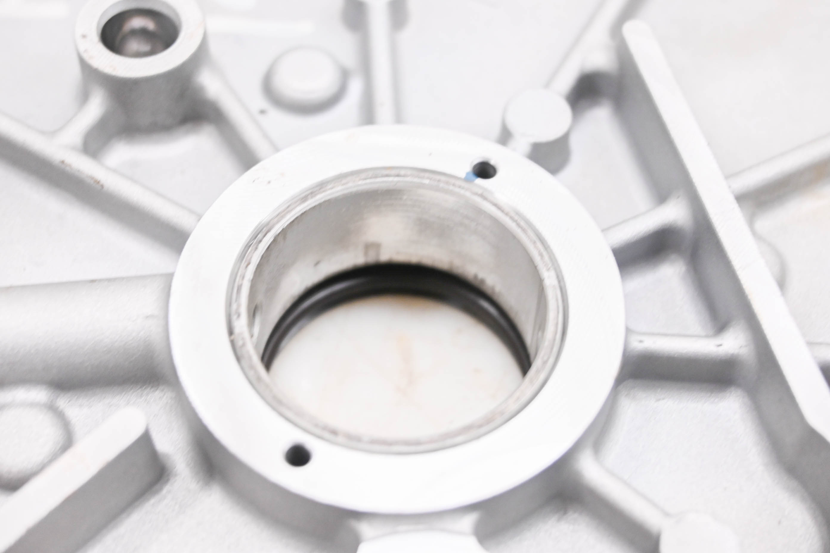 19 Can-Am Commander 1000R XT Engine Cover