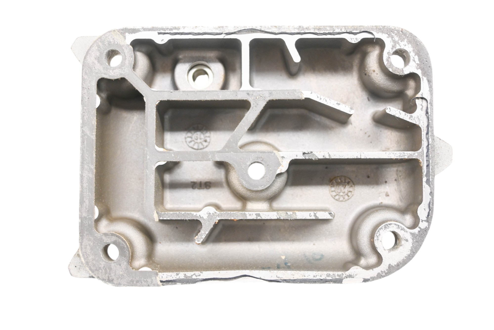 22 Royal Enfield Interceptor 650 Engine Breather Adaptor Cover INT650