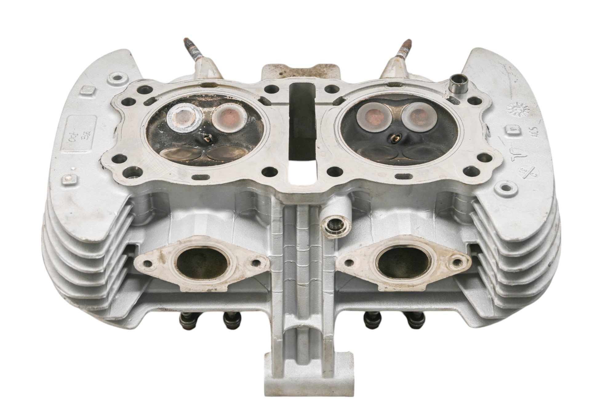 22 Royal Enfield Interceptor 650 Cylinder Head INT650