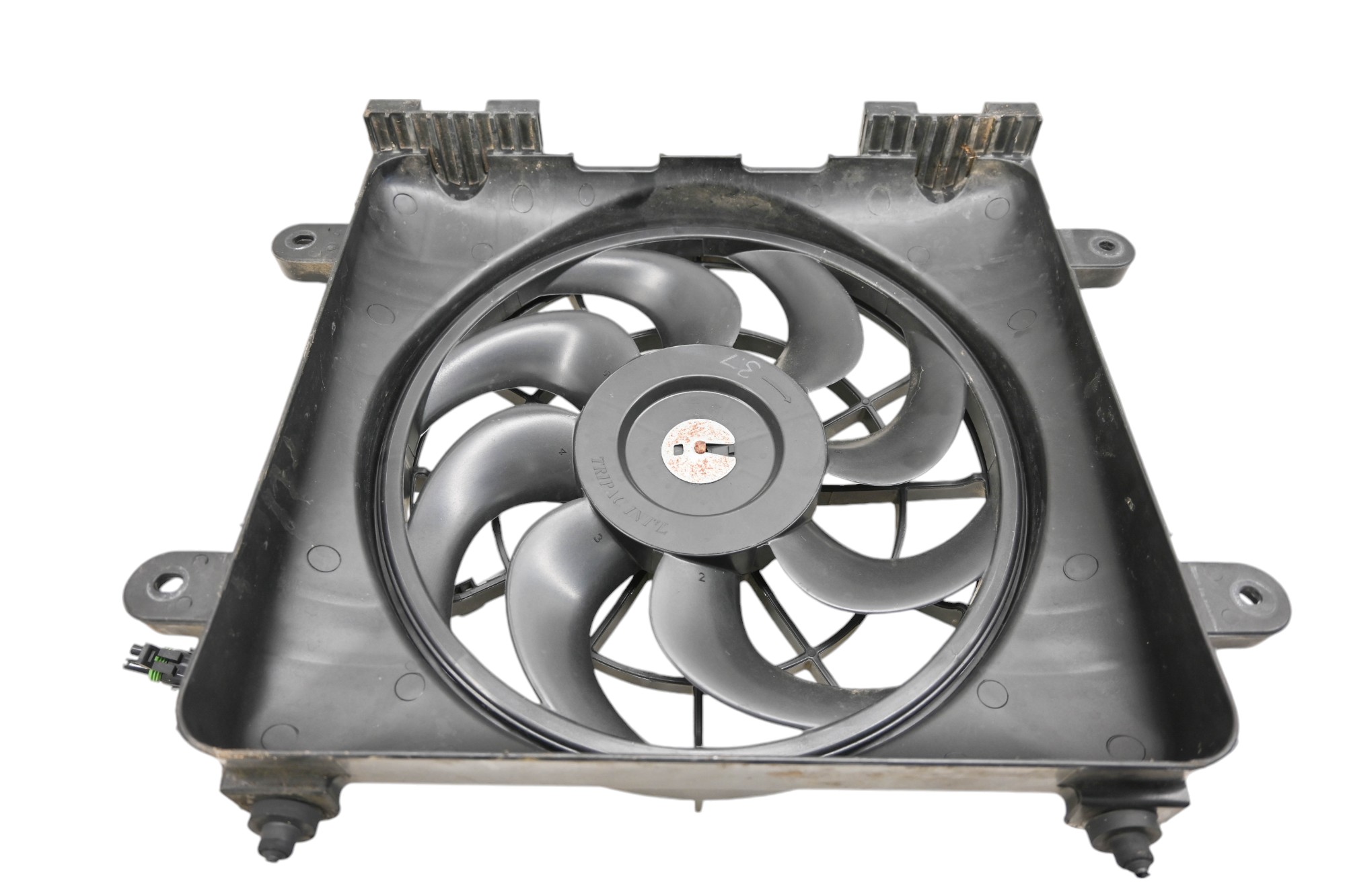 21 Polaris Pro XD 2000G Radiator Fan