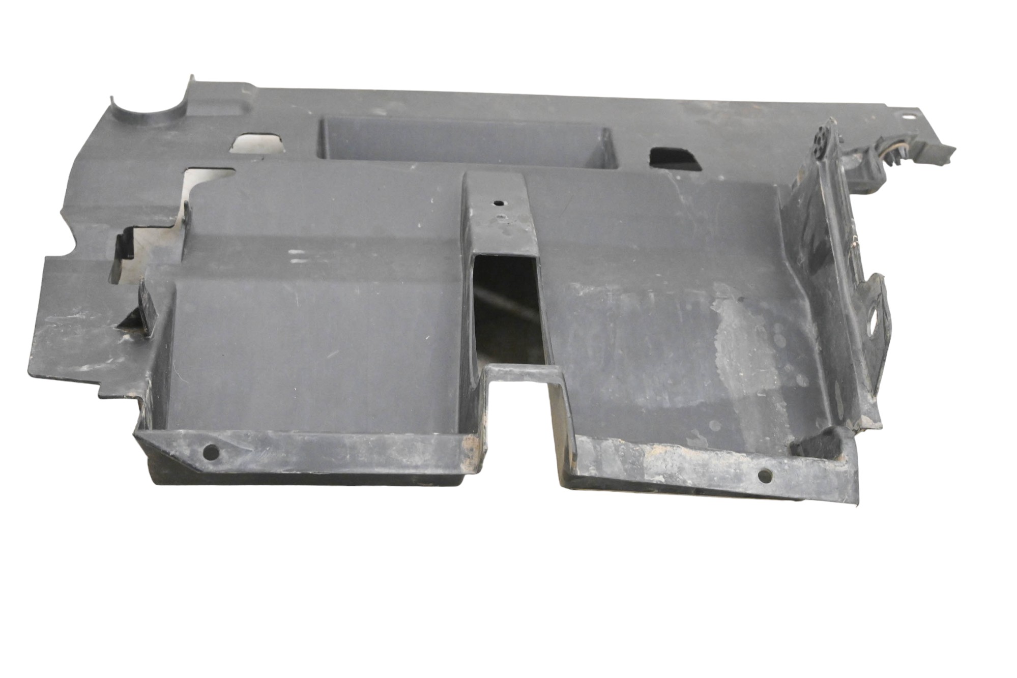 18 Can-Am Commander Max 1000R DPS Right Rear Deflector Cover