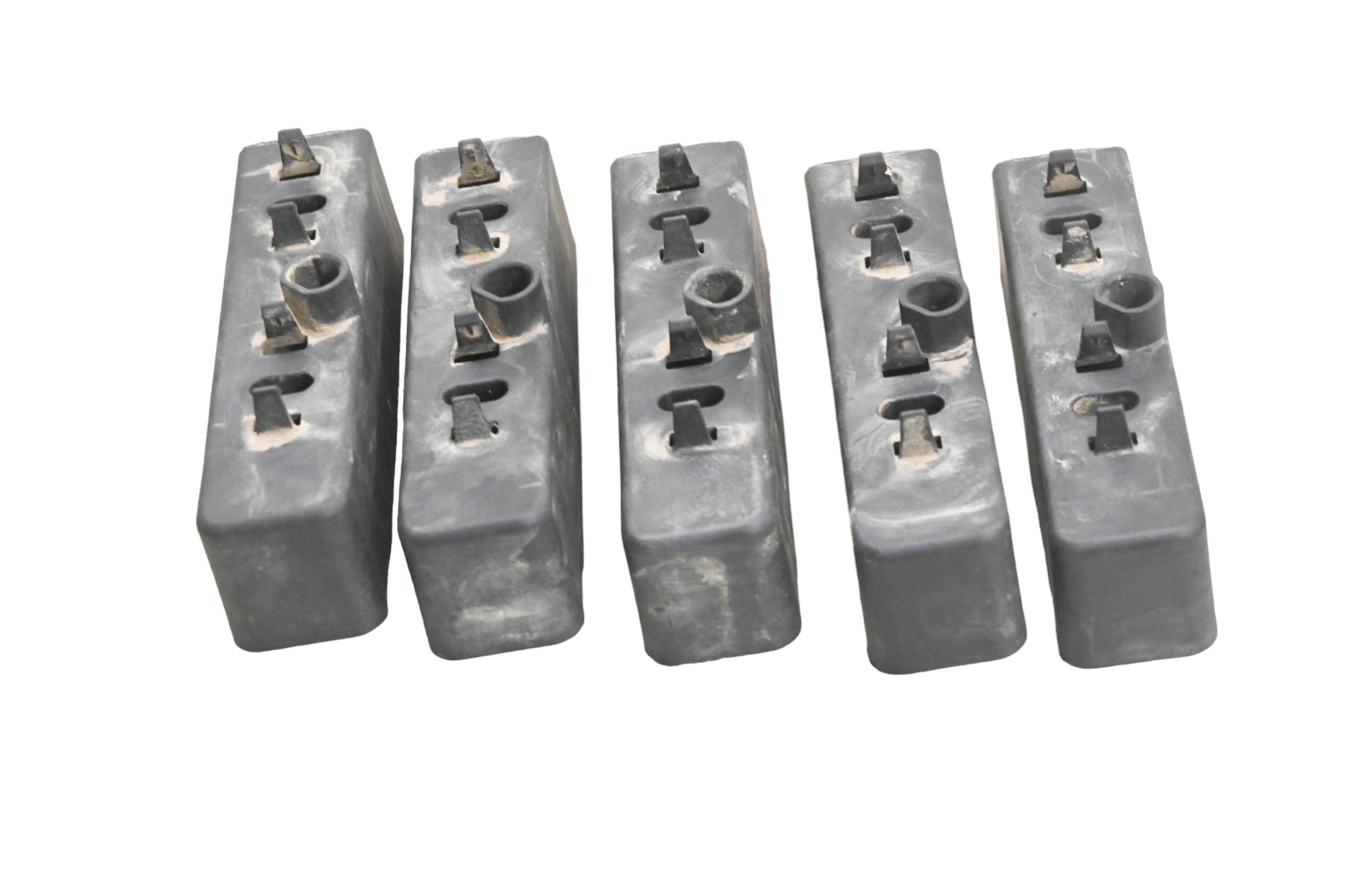 18 Can-Am Commander Max 1000R DPS Floor Panel Support Brackets