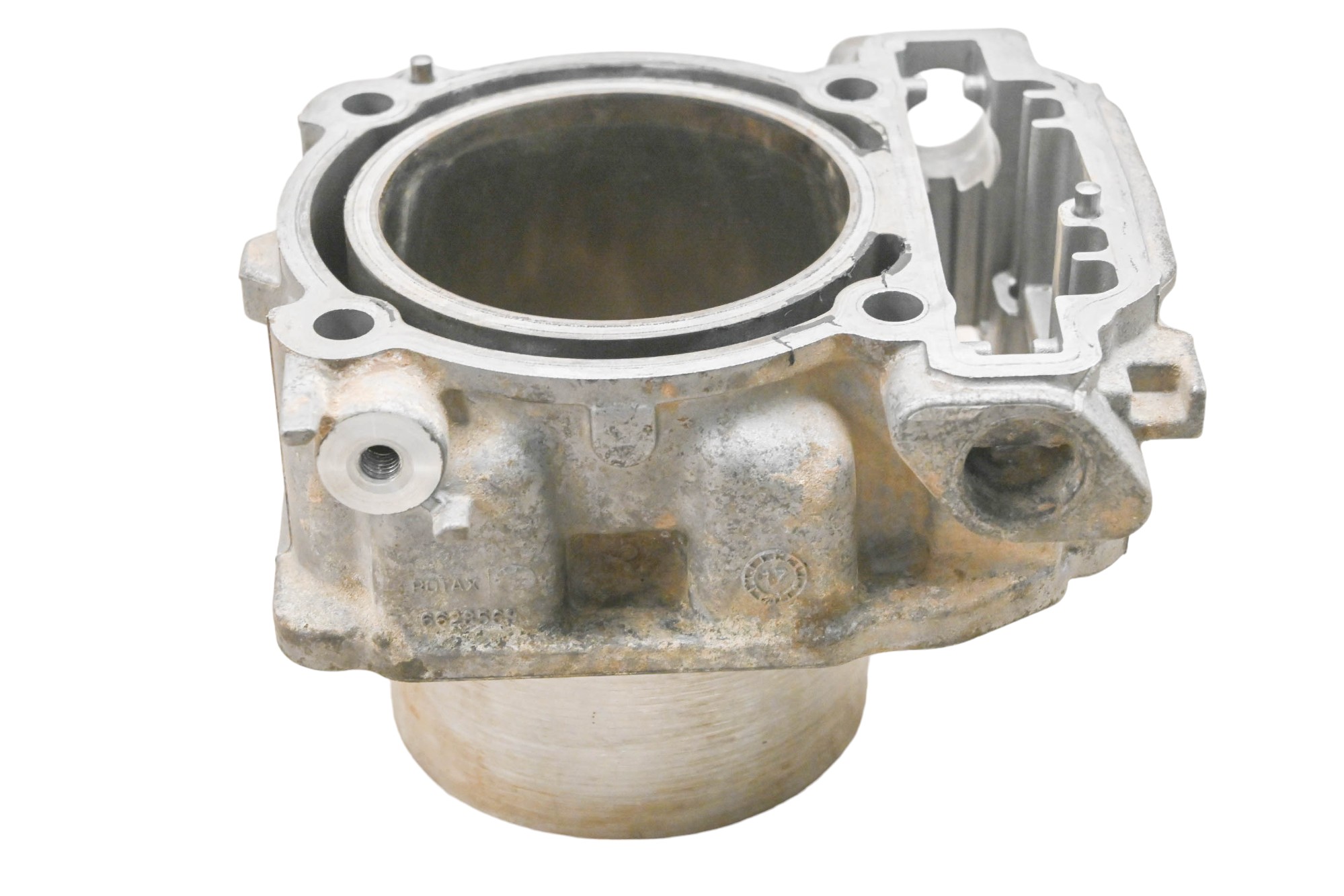18 Can-Am Commander Max 1000R DPS Rear Cylinder