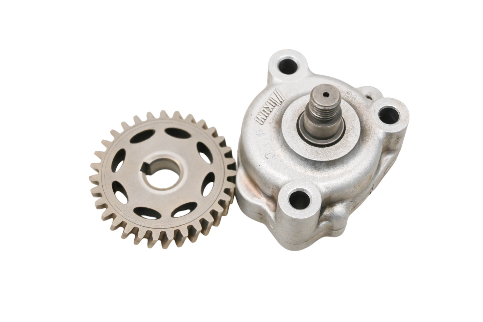 20 Kubota RTV-X900 Oil Pump