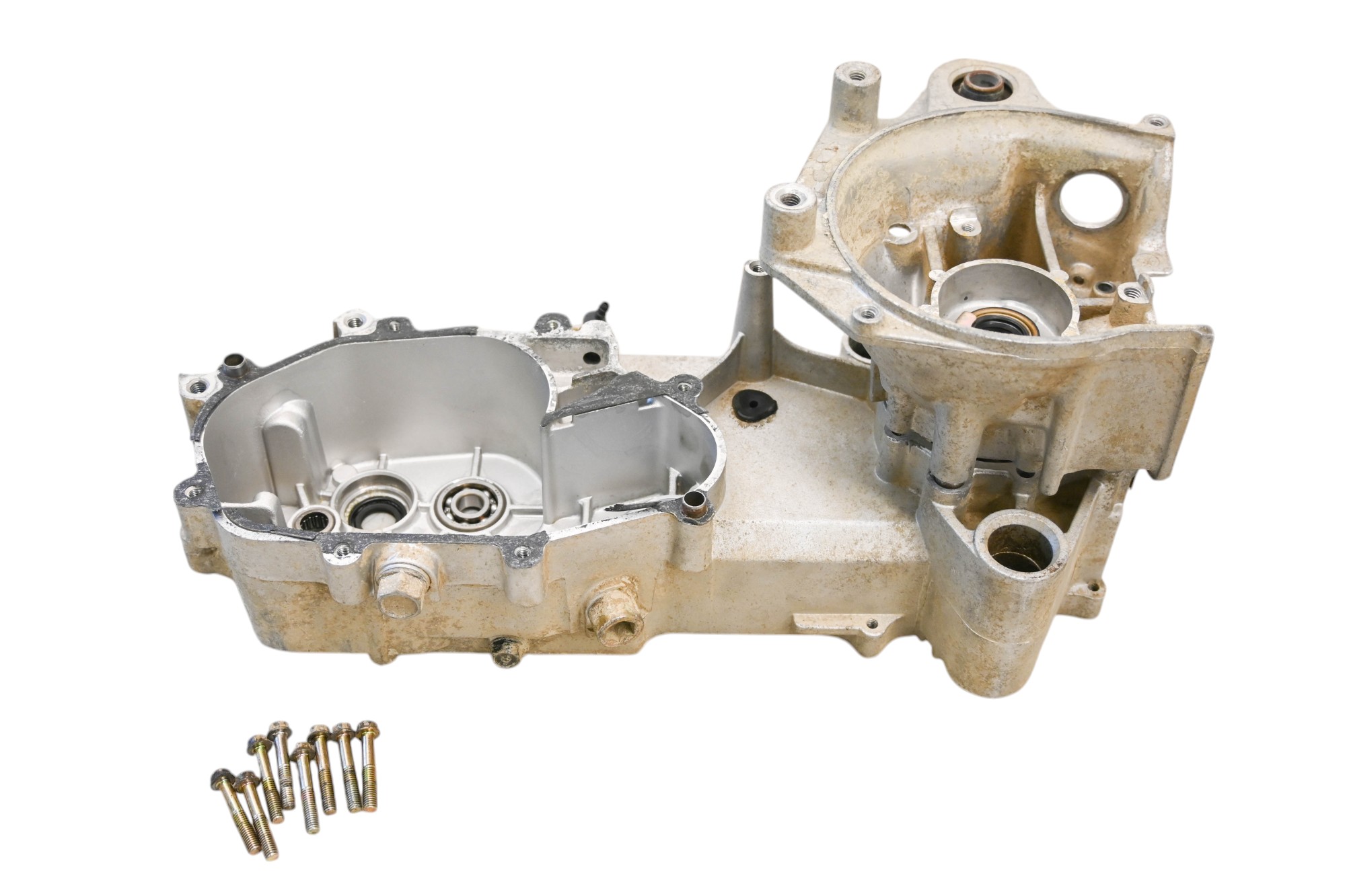05 Polaris Predator 90 Crankcase Center Crank Case