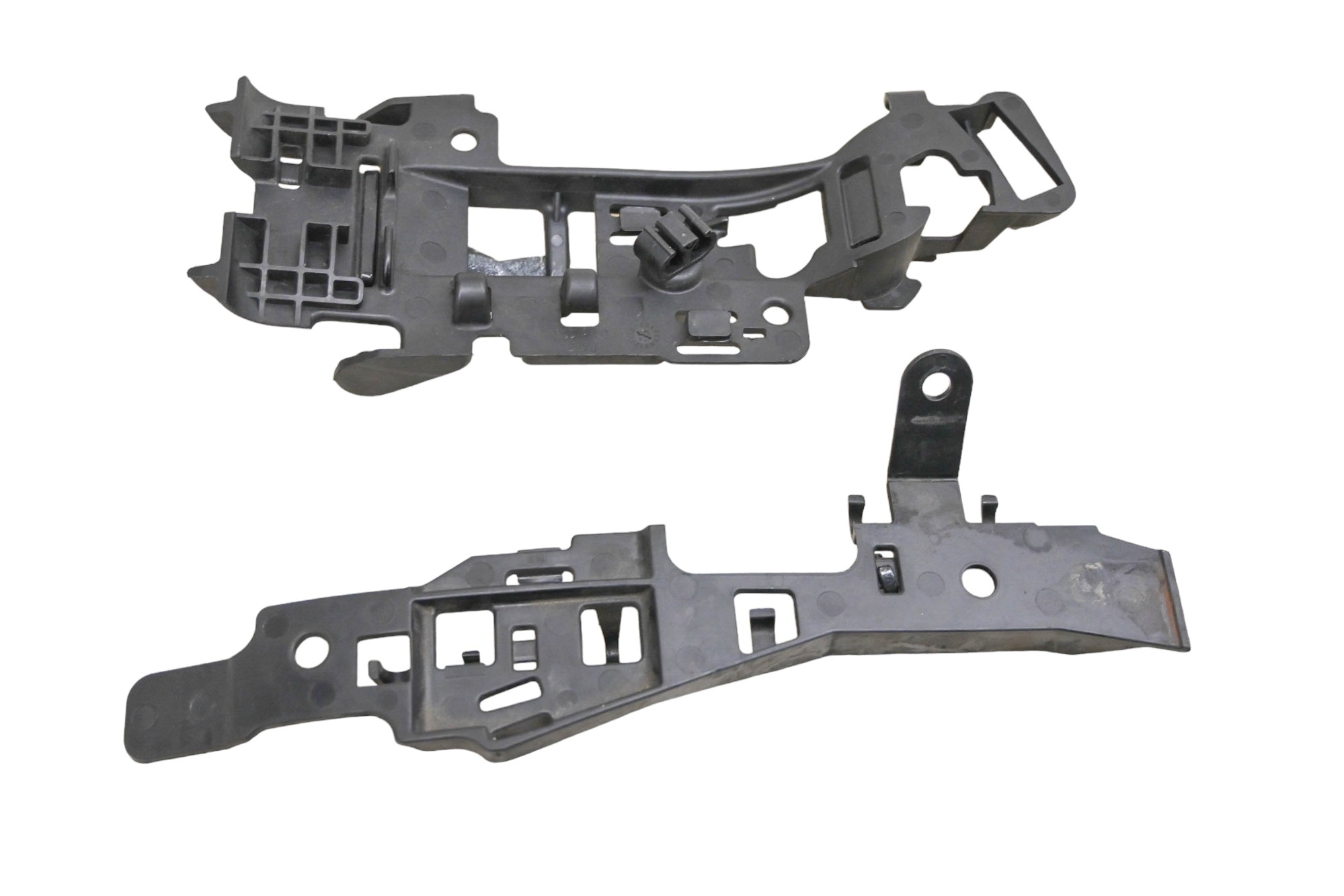 18 Harley-Davidson Street Bob Engine Harness Support Brackets FXBB107