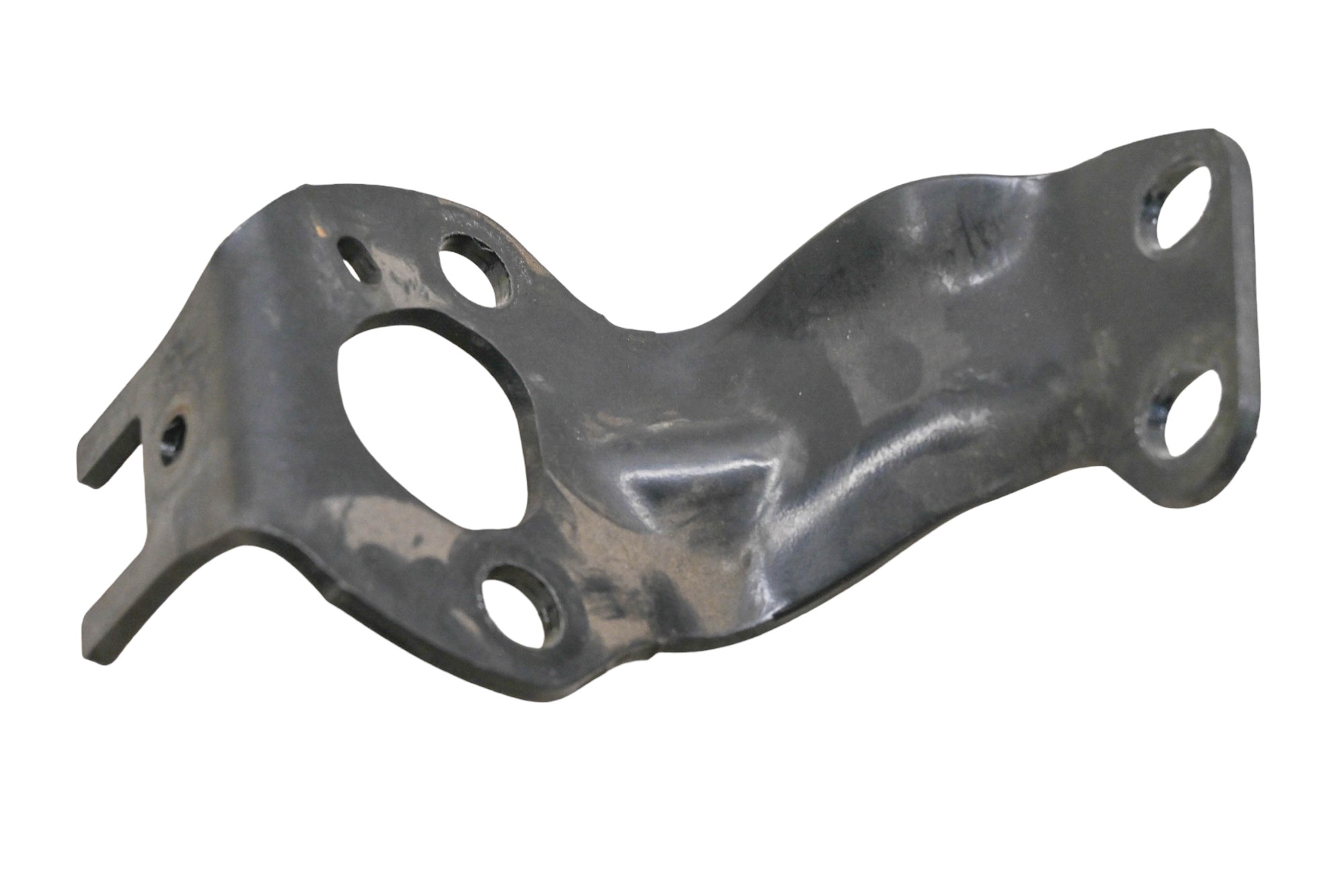 18 Harley-Davidson Street Bob Engine Motor Mount Mid Bracket FXBB107