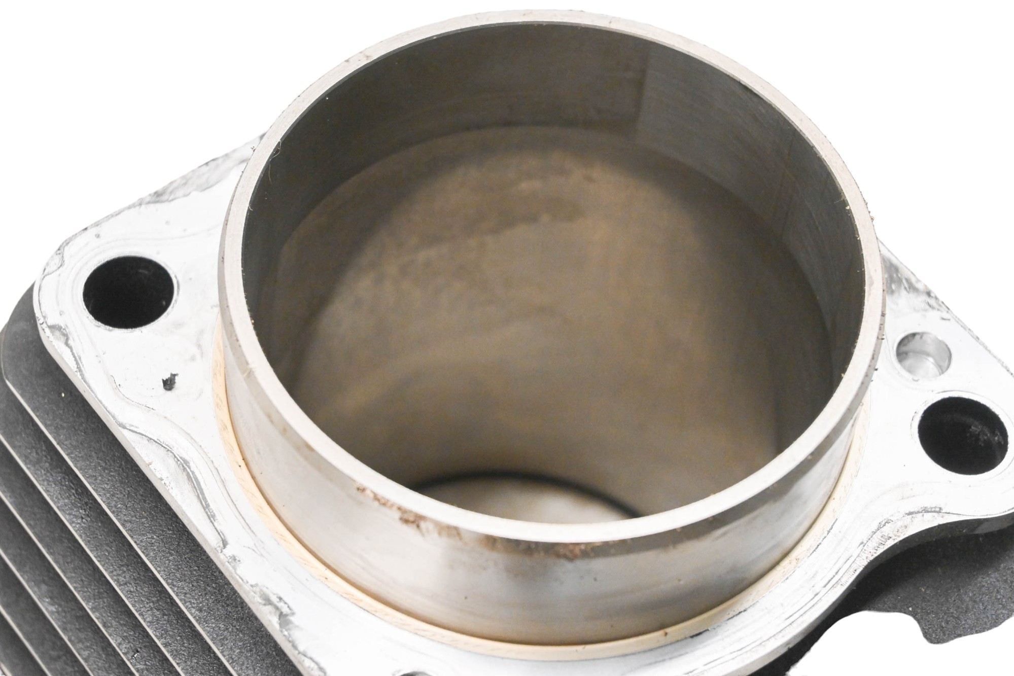 18 Harley-Davidson Street Bob Rear Cylinder FXBB107
