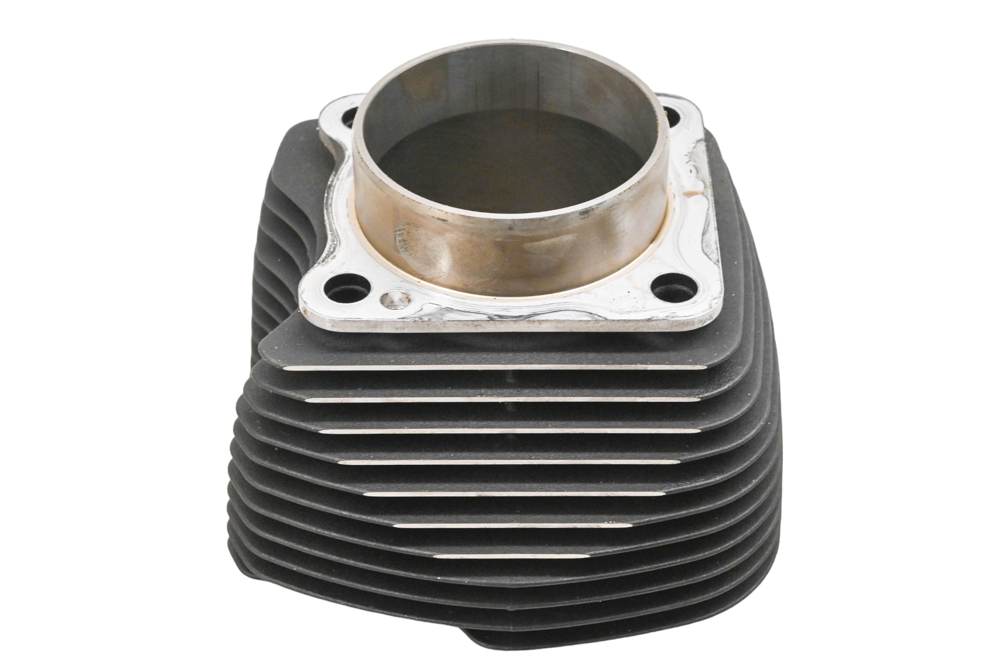 18 Harley-Davidson Street Bob Front Cylinder FXBB107