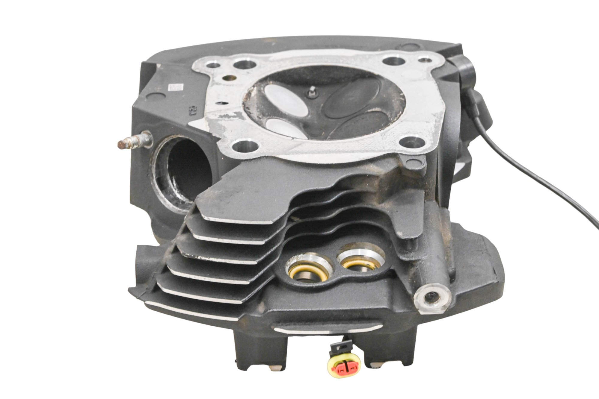 18 Harley-Davidson Street Bob Front Cylinder Head FXBB107