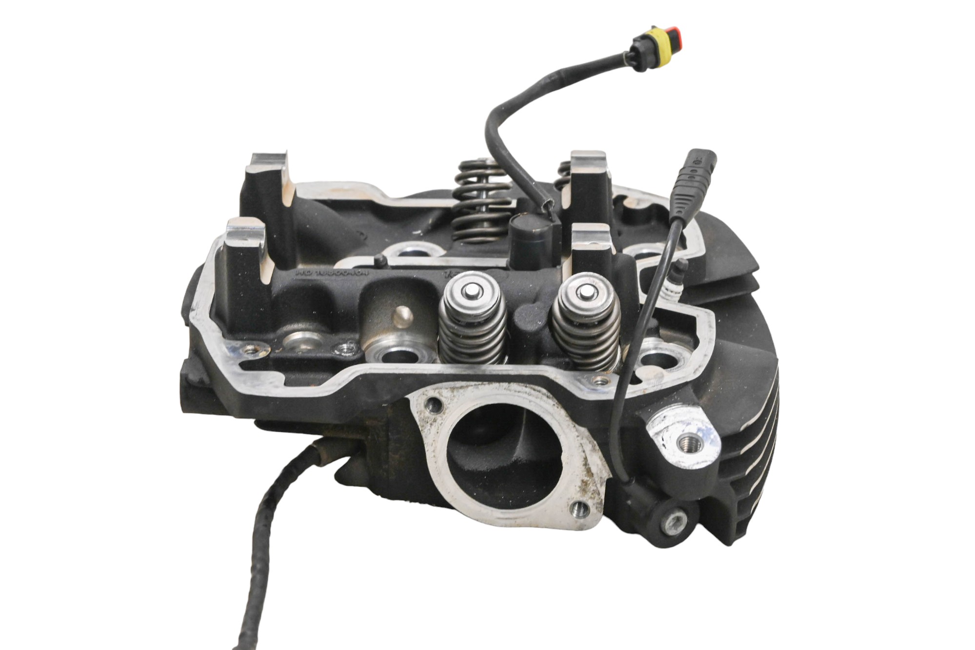 18 Harley-Davidson Street Bob Rear Cylinder Head FXBB107