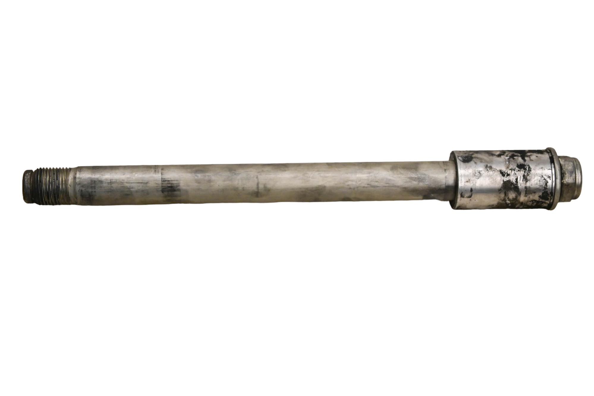 18 Harley-Davidson Street Bob Rear Axle Bolt FXBB107