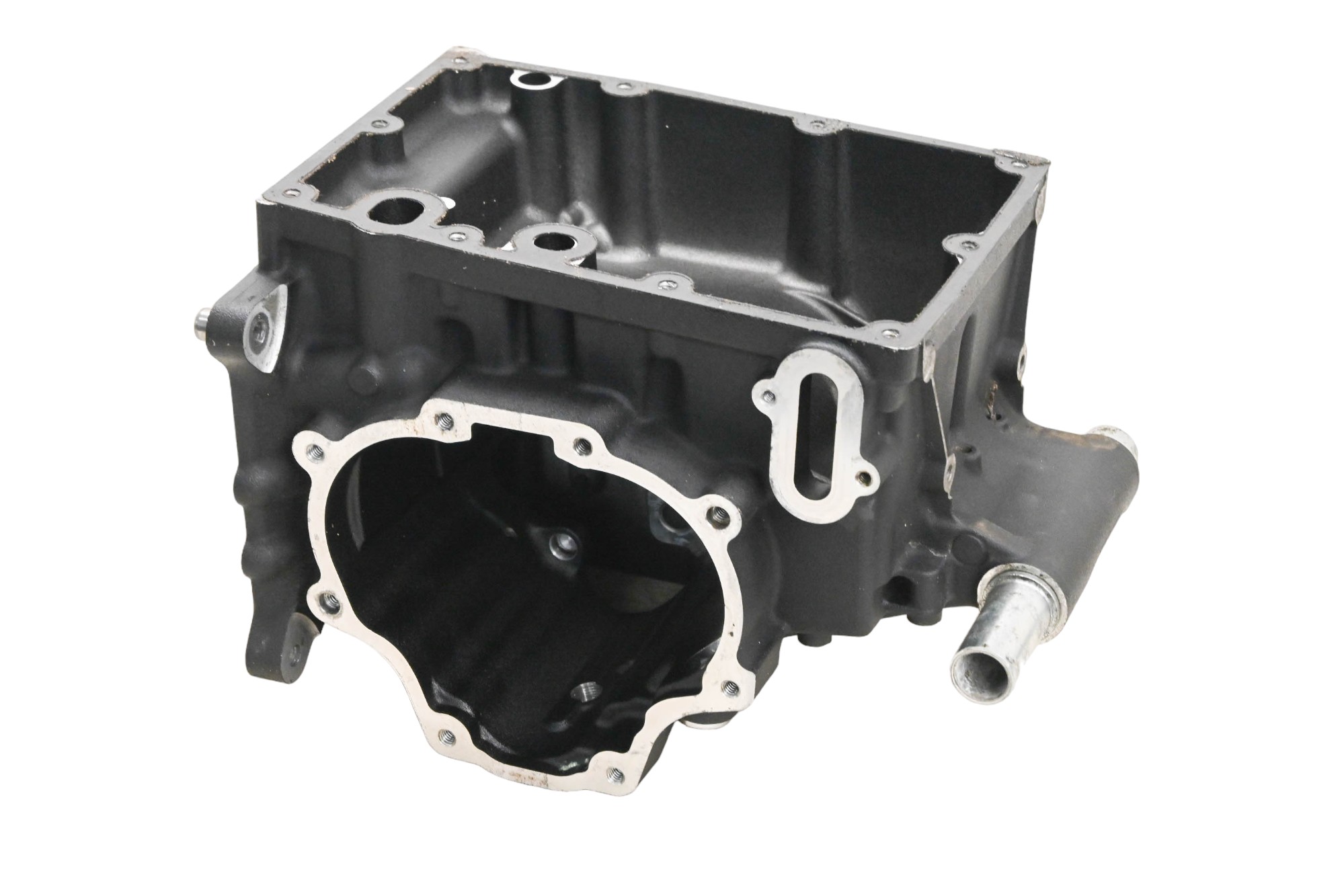 18 Harley-Davidson Street Bob Transfer Gear Case FXBB107