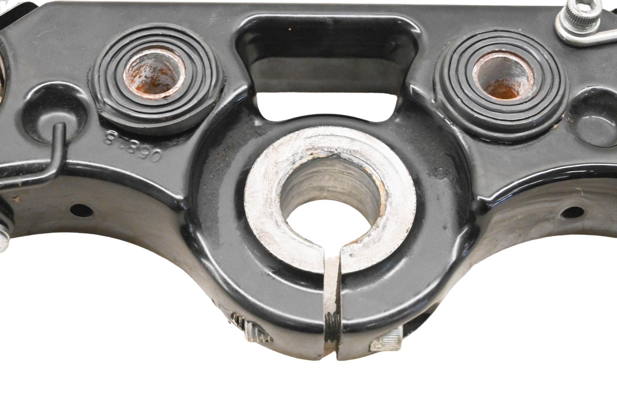 18 Harley-Davidson Street Bob Upper Front Fork Triple Tree Clamp FXBB107