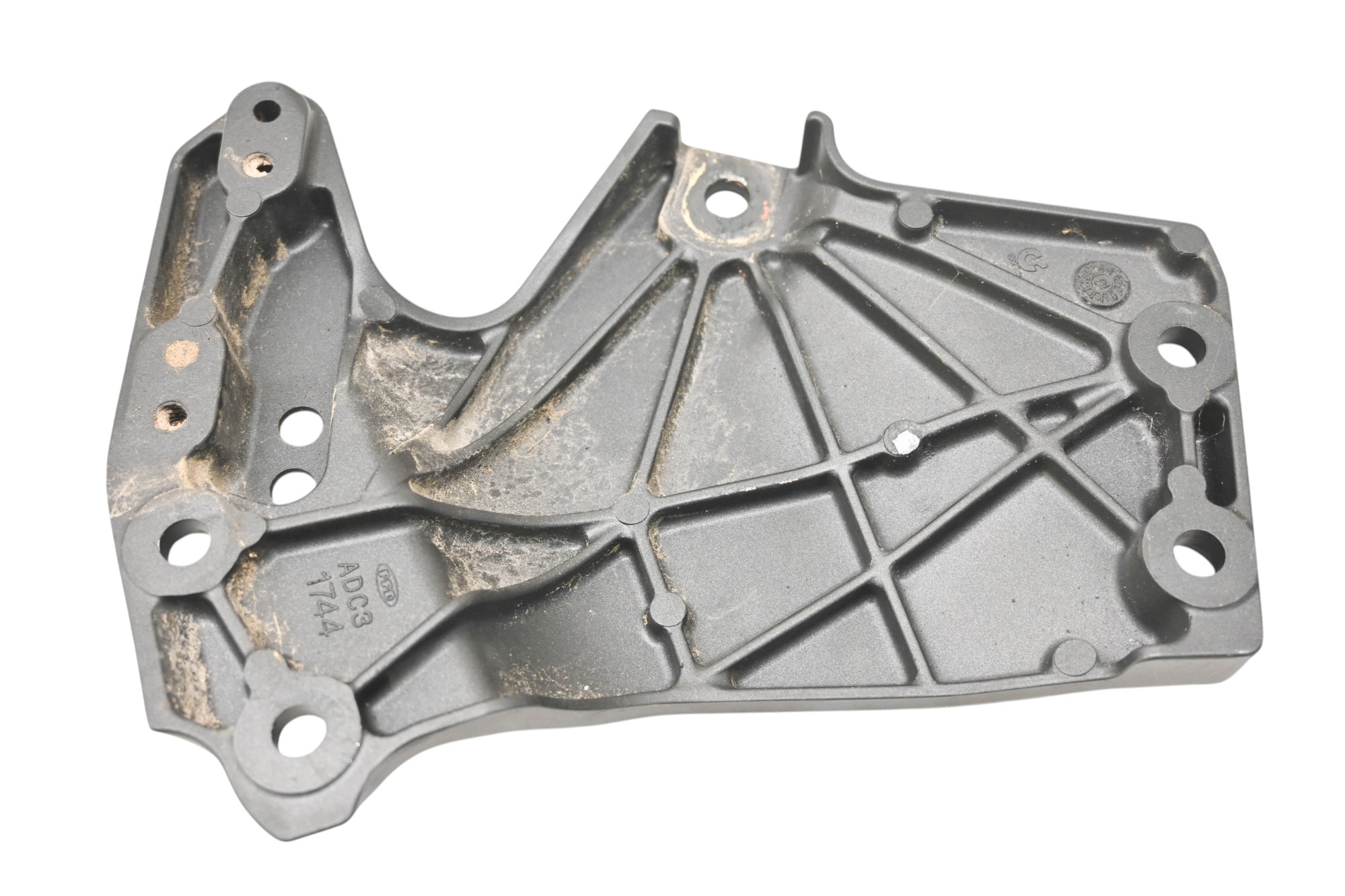 13 Kawasaki Concours 14 Front Left Side Frame Cover ZG1400