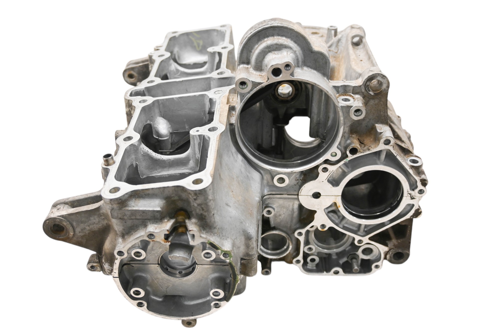 91 Honda CBR1000F Crankcase Center Crank Case