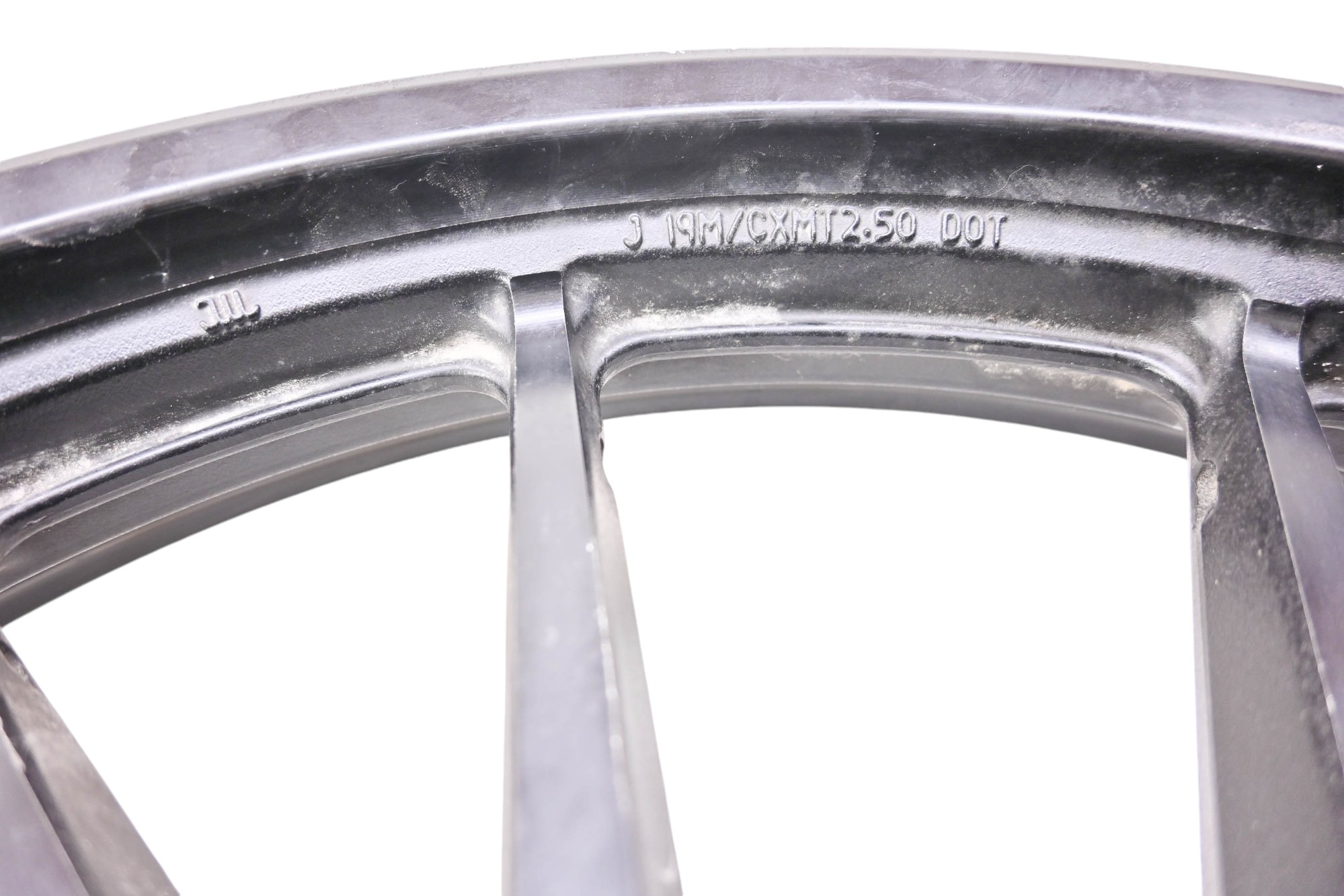 14 Yamaha Bolt R-Spec Front Wheel Rim 19X2.5 XVS950