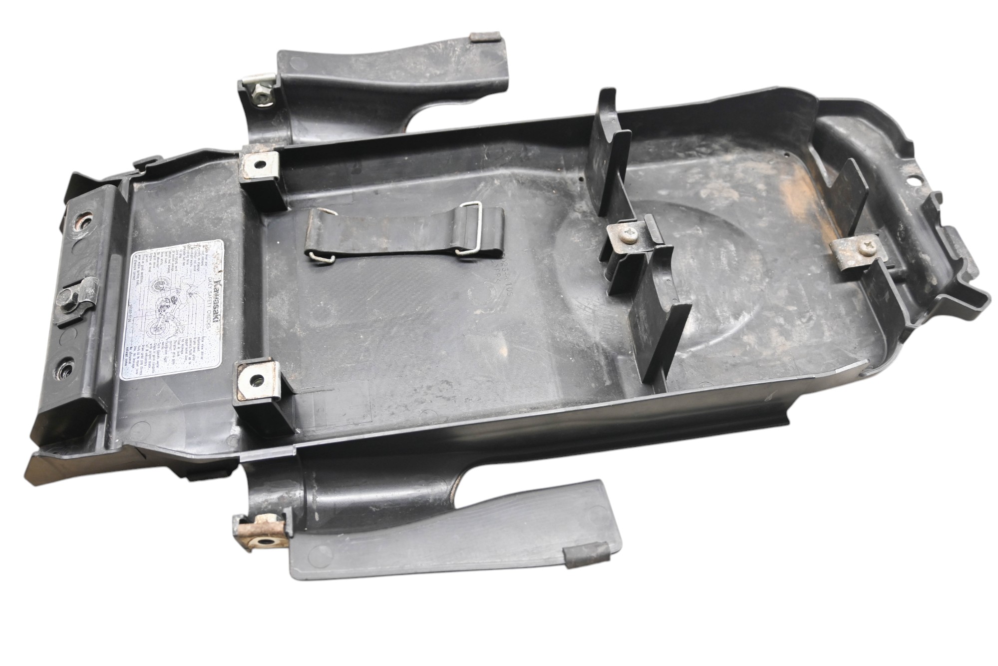 09 Kawasaki Versys 650 Rear Under Tail Fender Panel Cover LE650A