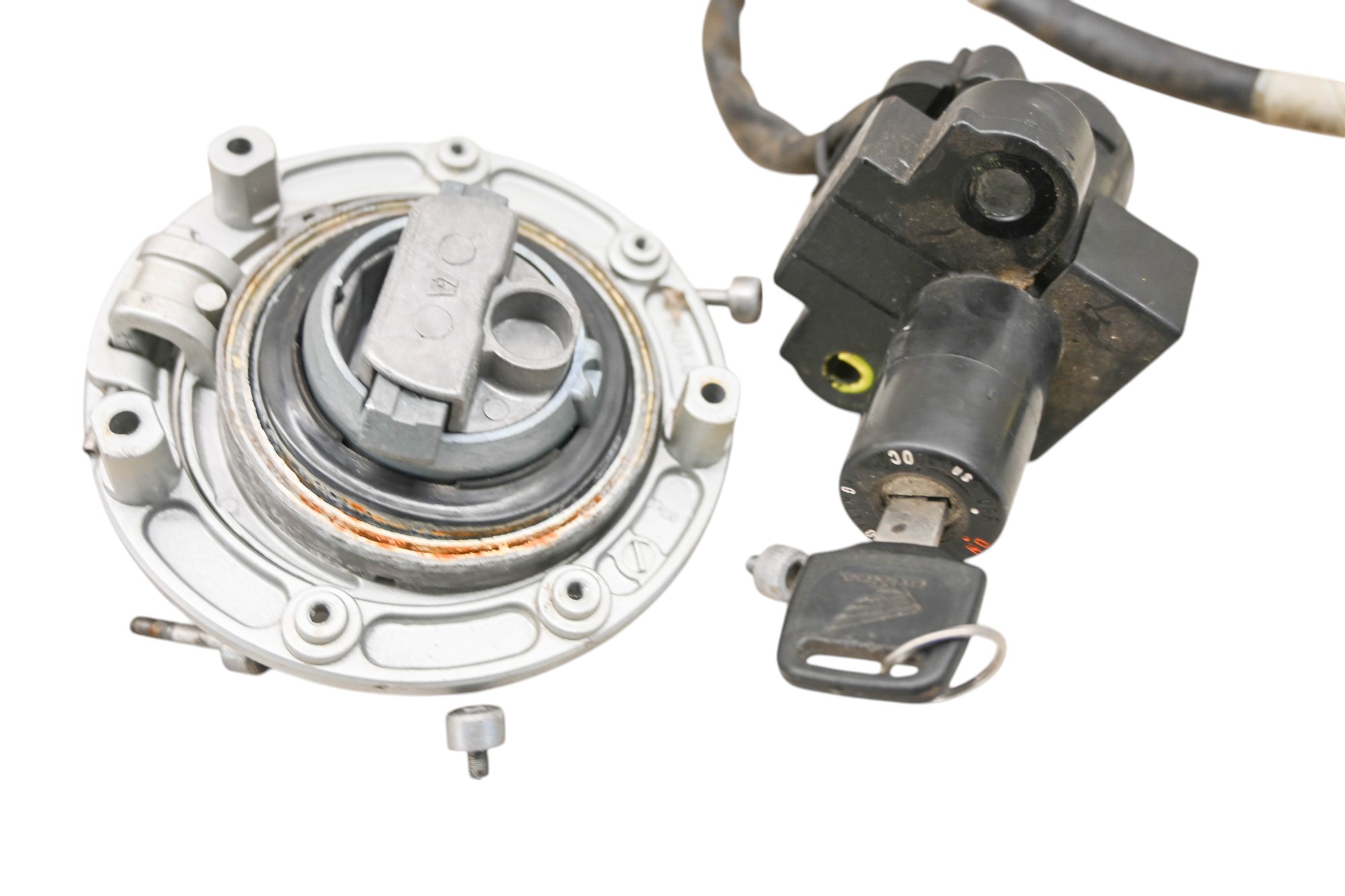 91 Honda Interceptor 750 Key Switch & Gas Cap VFR750F