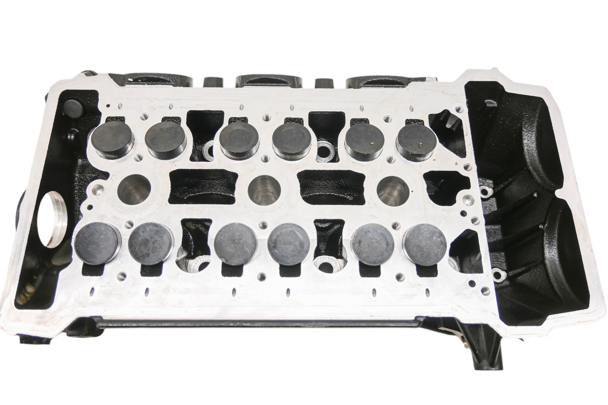 19 Can-Am Spyder F3 SE6 Cylinder Head