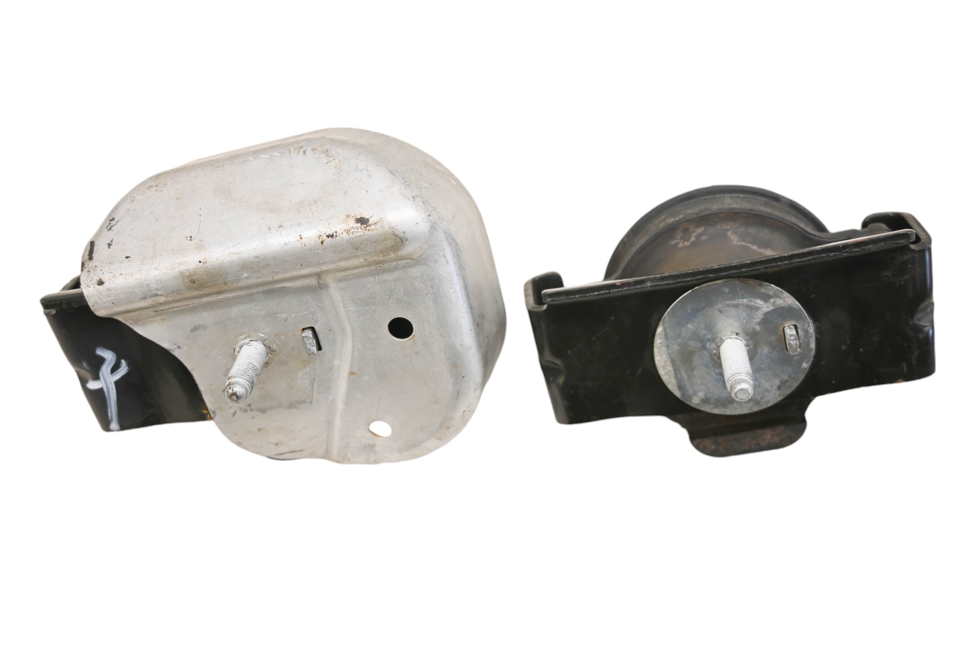 19 Polaris Slingshot SLR Right & Left Engine Mount Isolators
