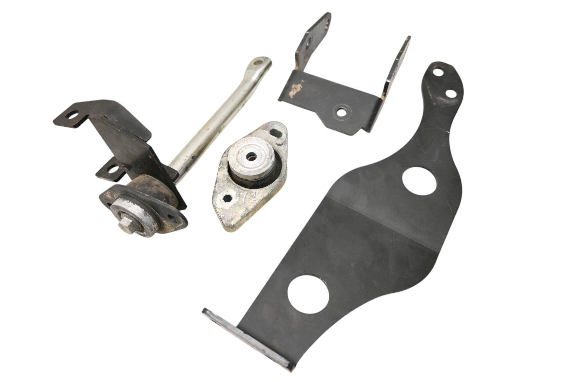 18 John Deere Gator RSX860M Transmission Mounting Brackets