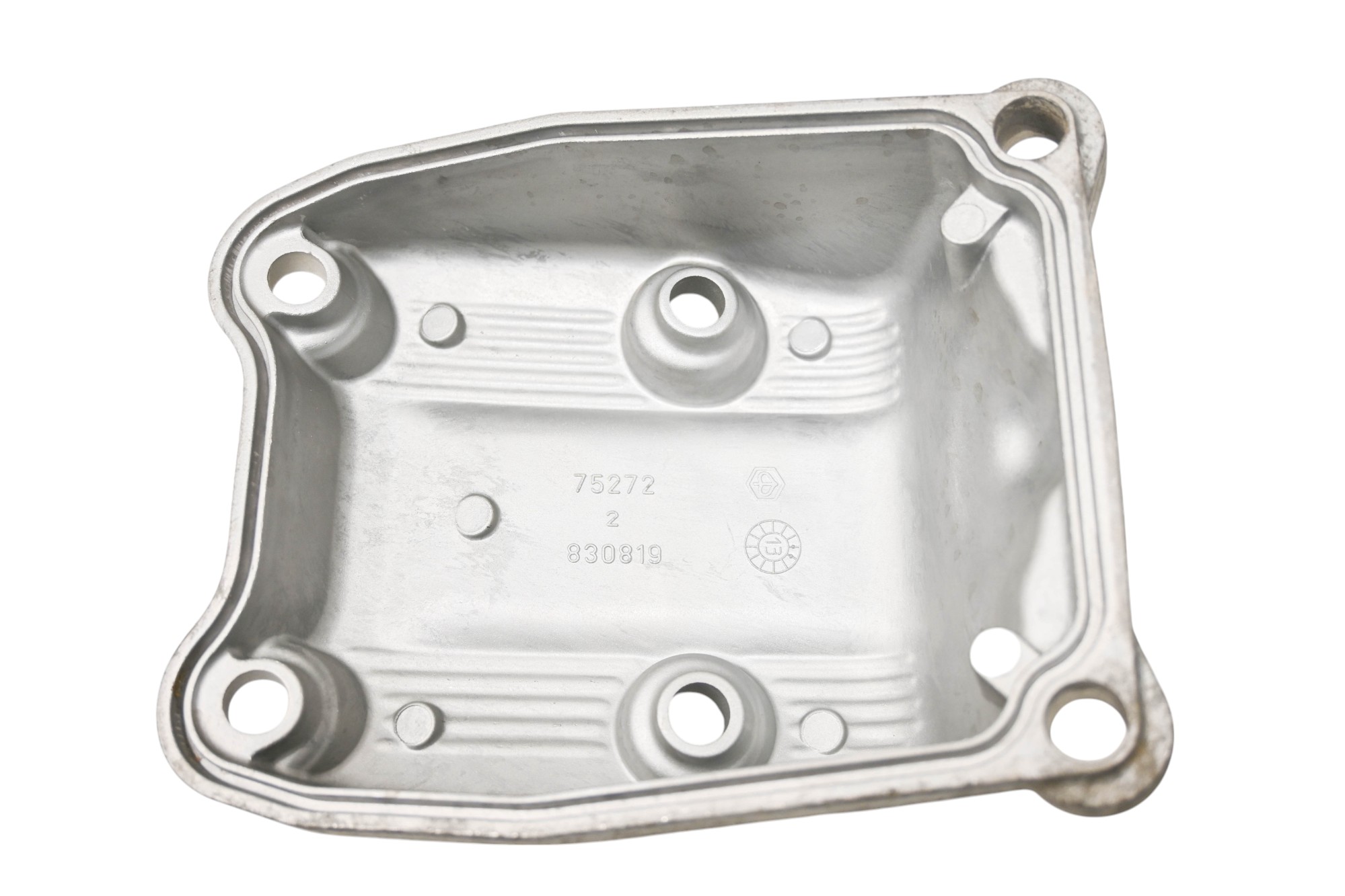 18 John Deere Gator RSX860M Valve Cover