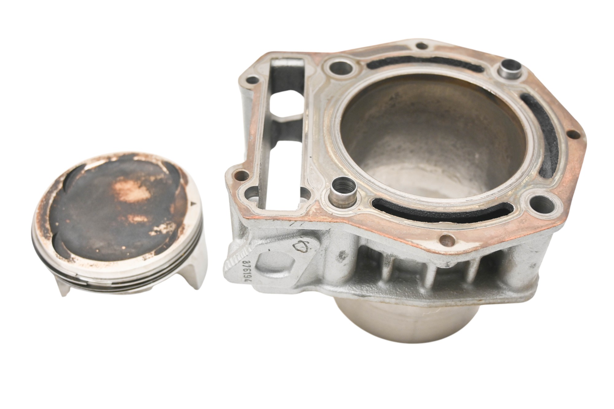 18 John Deere Gator RSX860M Cylinder & Piston Left