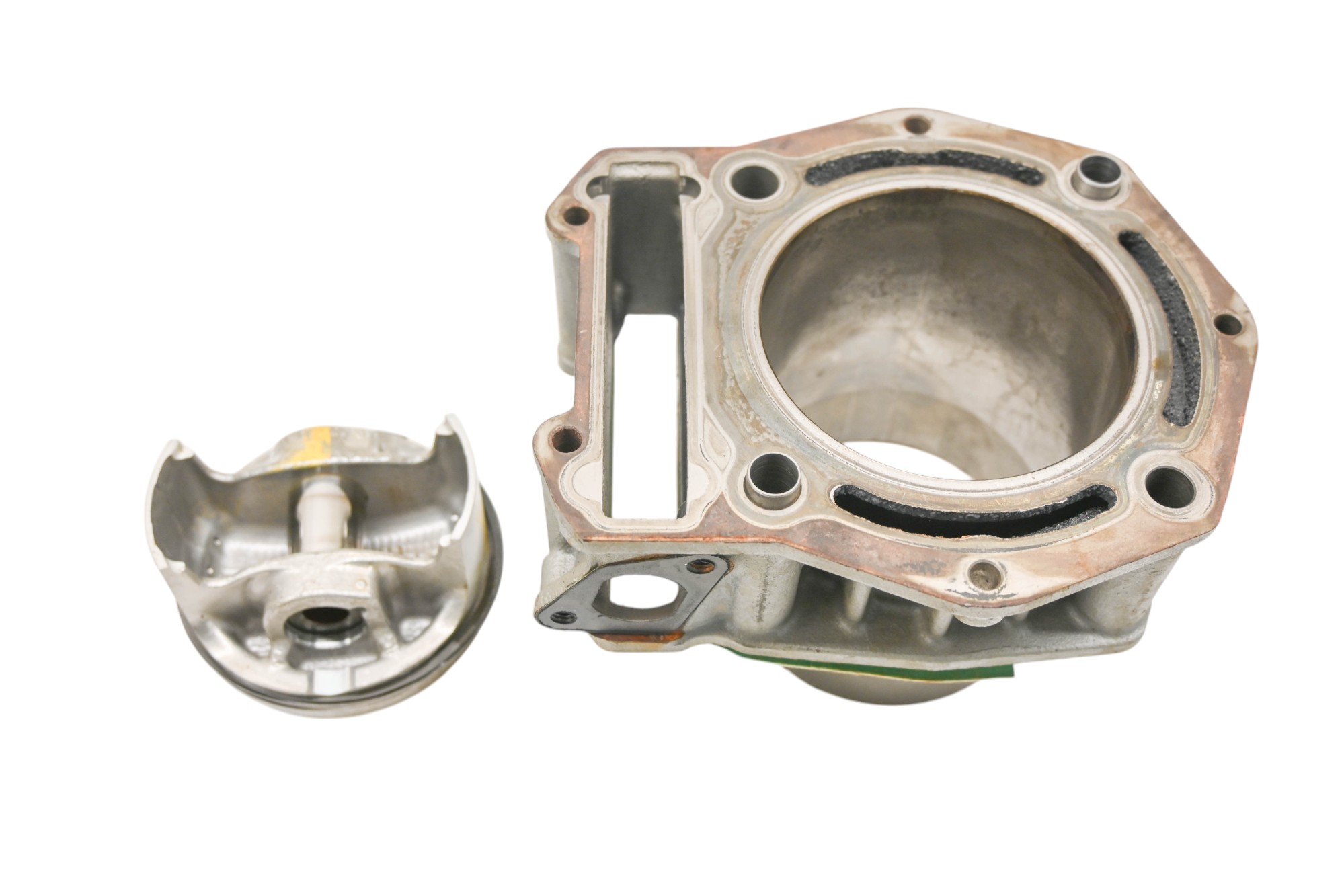 18 John Deere Gator RSX860M Cylinder & Piston Right
