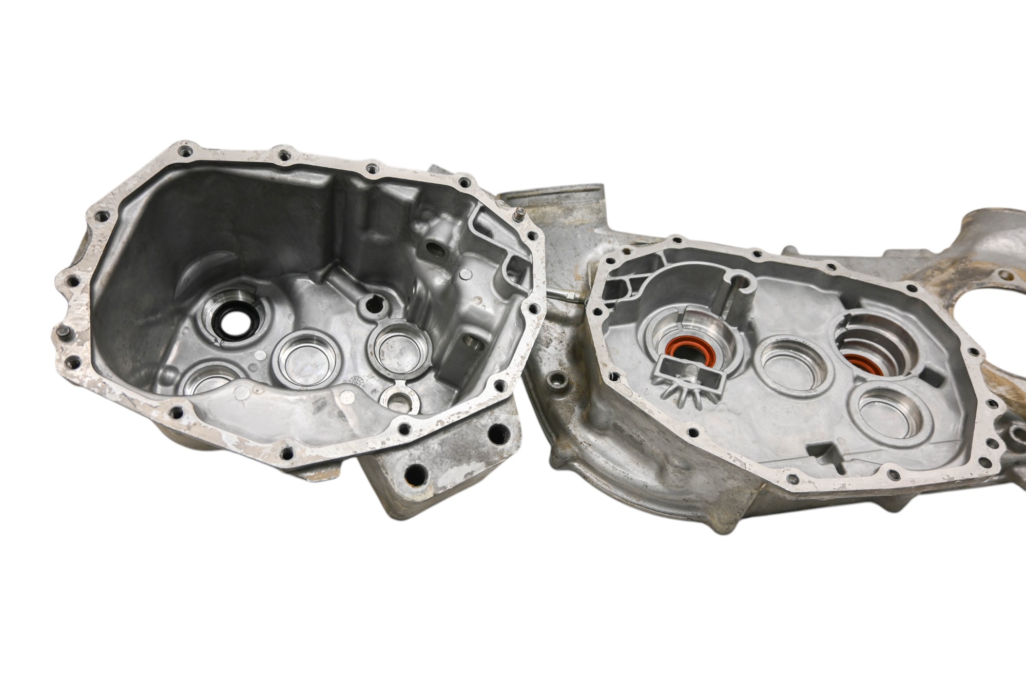 18 John Deere Gator RSX860M Transfer Gear Case Housing