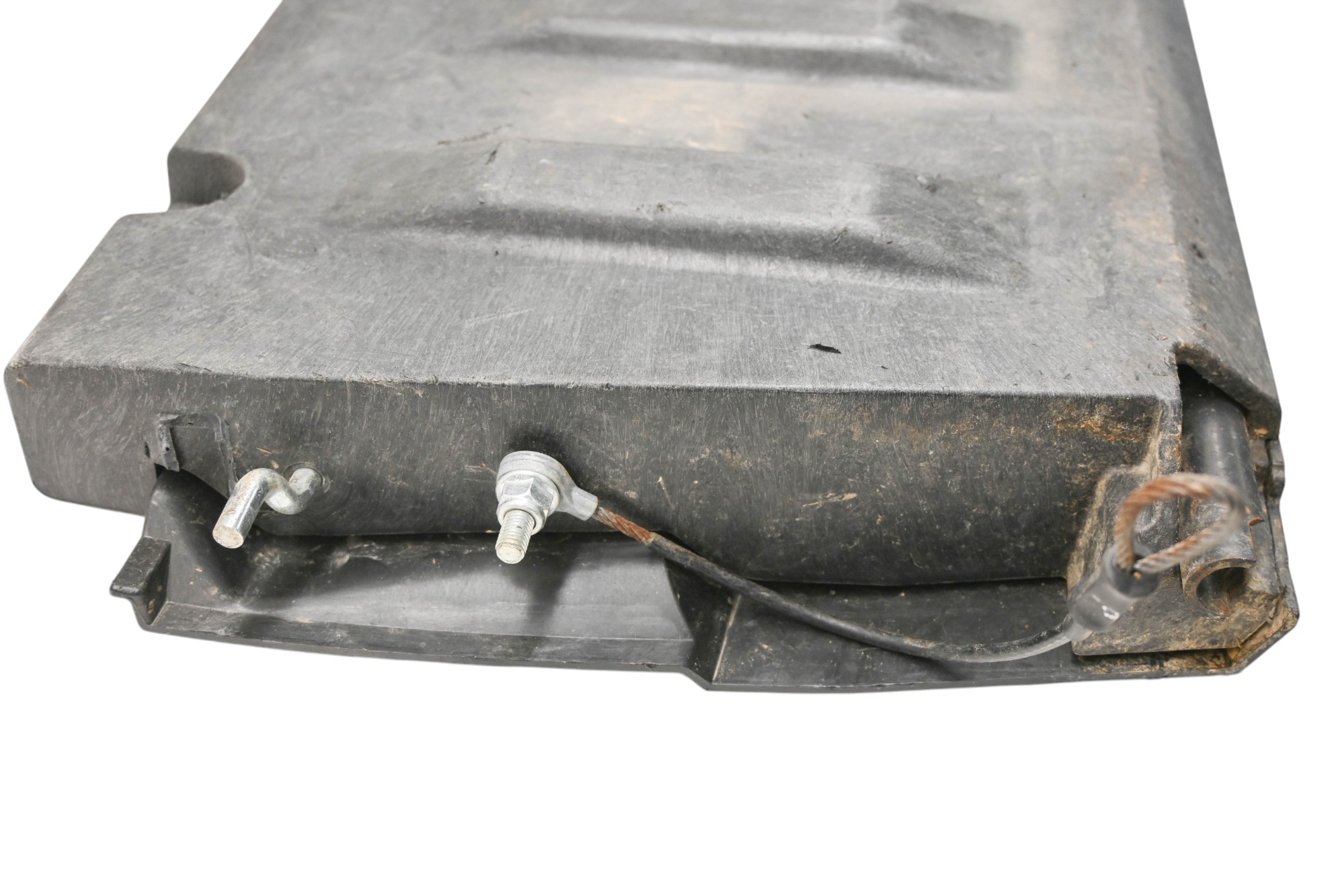 18 John Deere Gator RSX860M Tail Gate