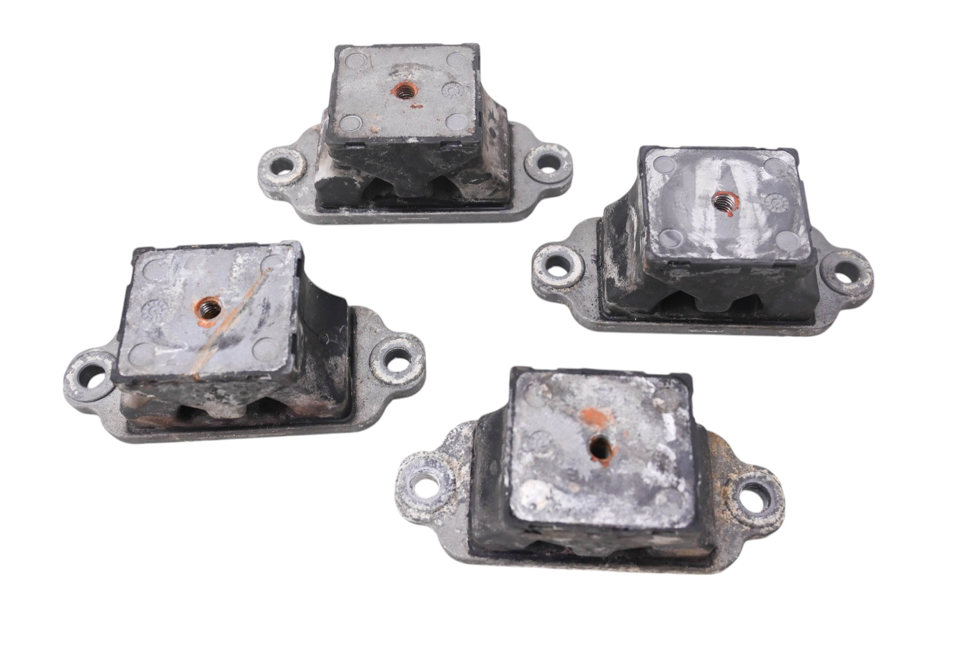 20 Yamaha Waverunner VX Deluxe Engine Motor Mounts Brackets VX1050BV