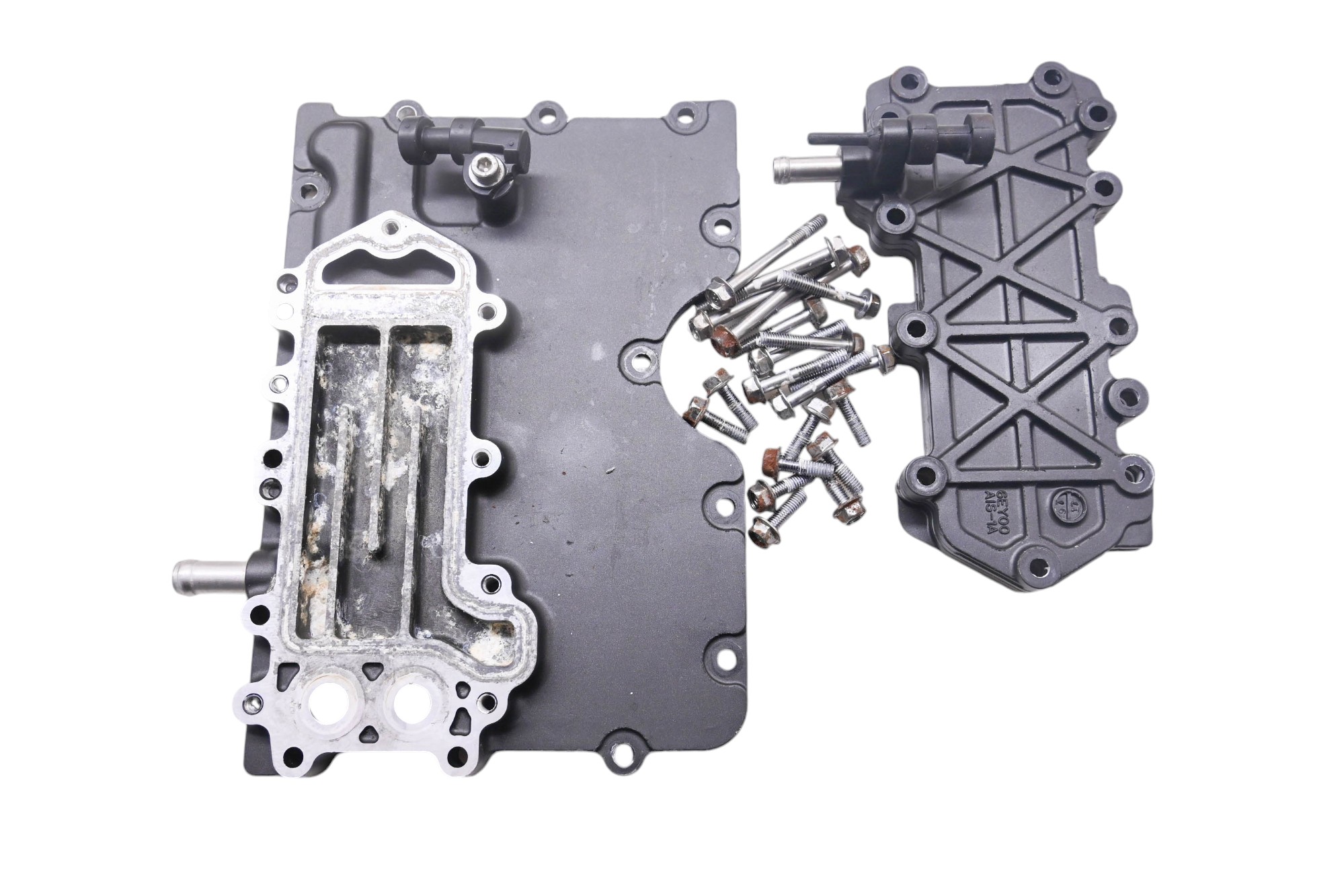 20 Yamaha Waverunner VX Deluxe Oil Cooler Housing Cover VX1050BV