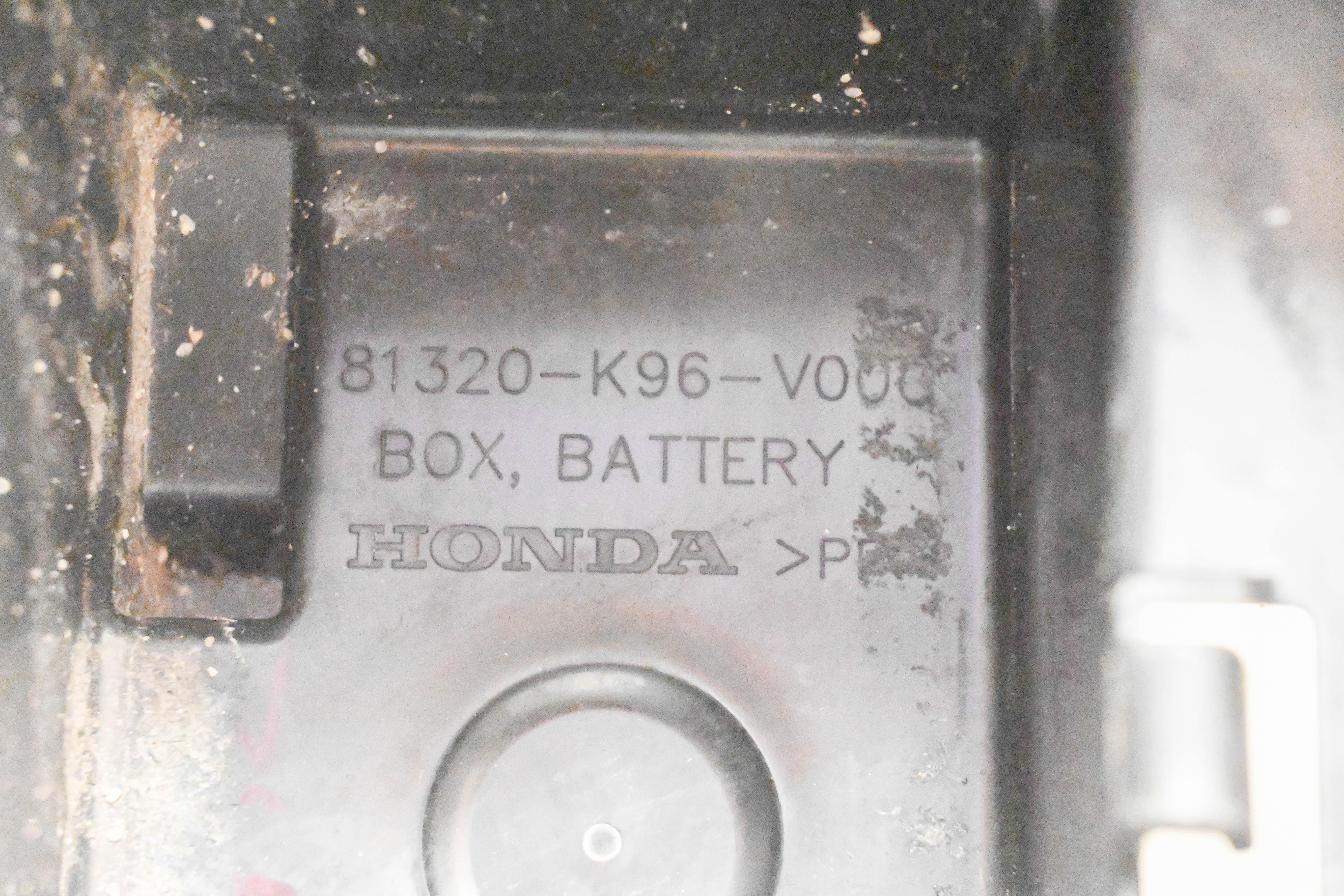 19 Honda PCX150 Battery Box