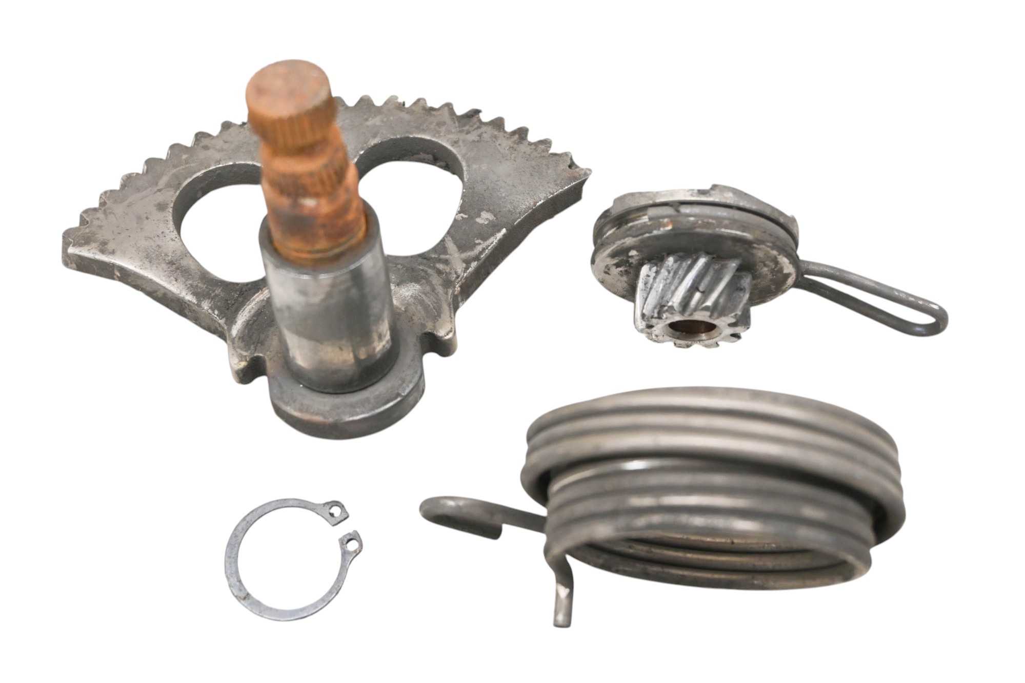 04 Polaris Sportsman 90 Kick Start Gear Spindle