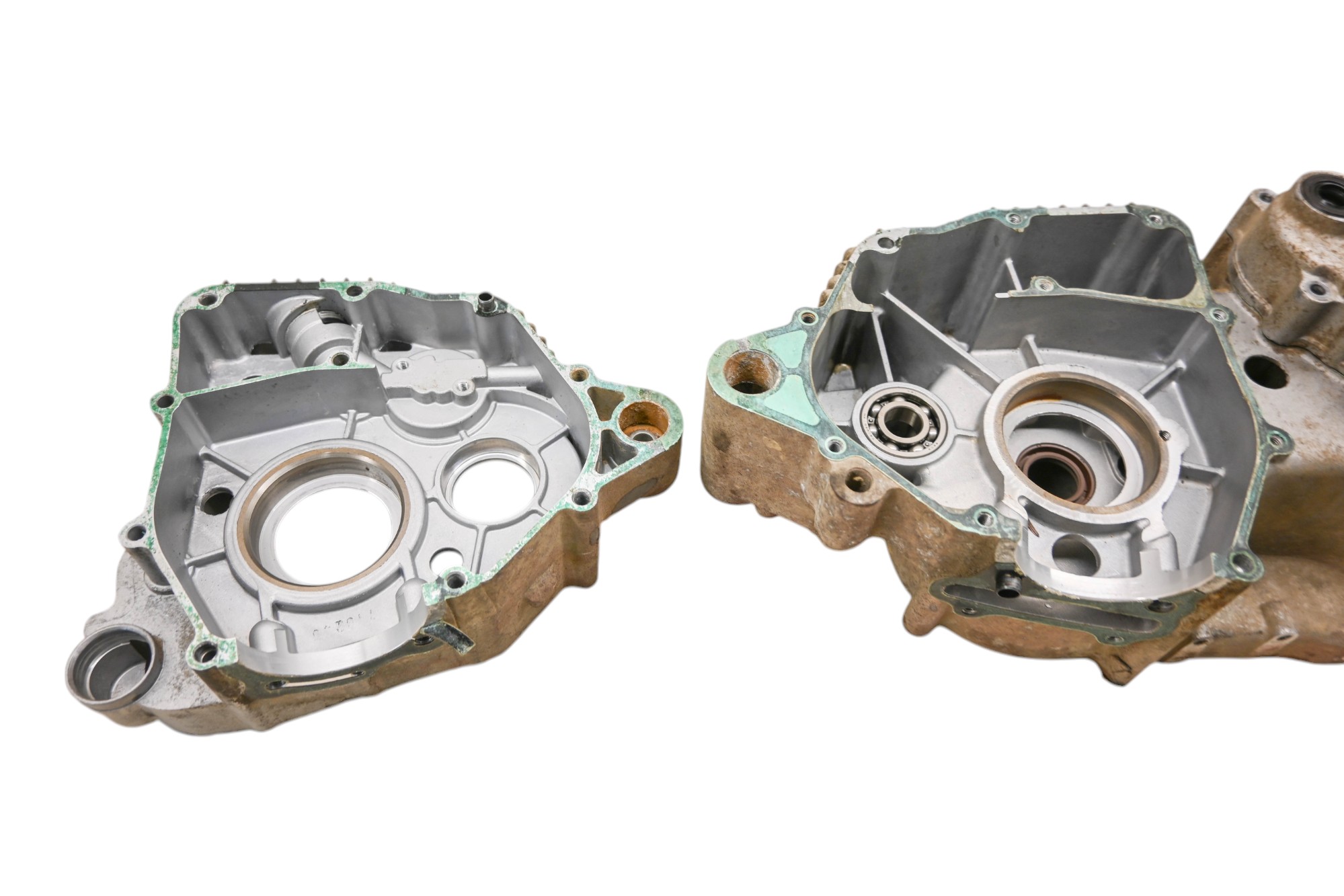 08 Polaris Phoenix 200 2x4 Crankcase Center Crank Case