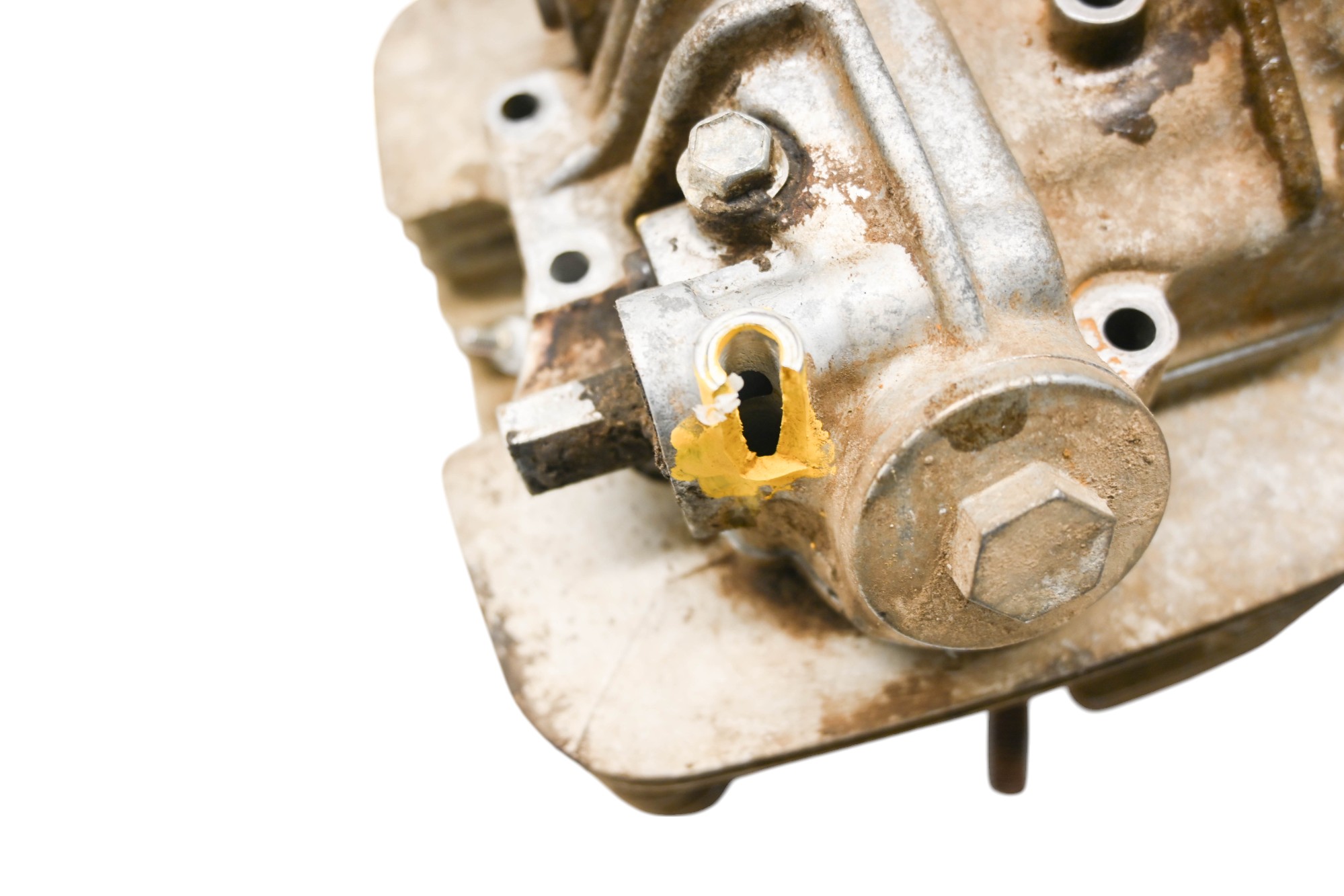 87 Suzuki Quad Runner 230 2x4 Cylinder Head LT230EH