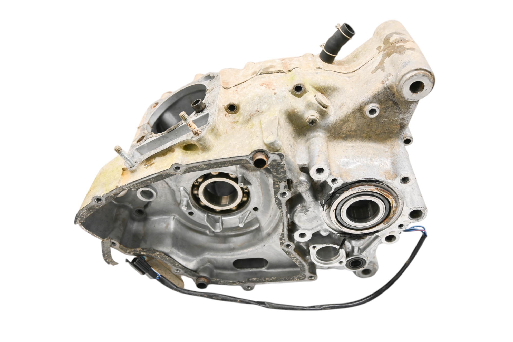 87 Suzuki Quad Runner 230 2x4 Crankcase Center Crank Case LT230EH
