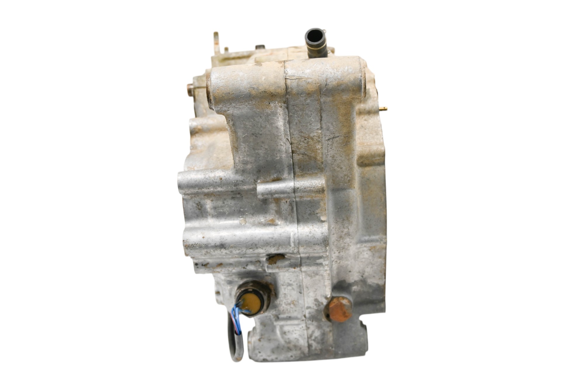 87 Suzuki Quad Runner 230 2x4 Crankcase Center Crank Case LT230EH